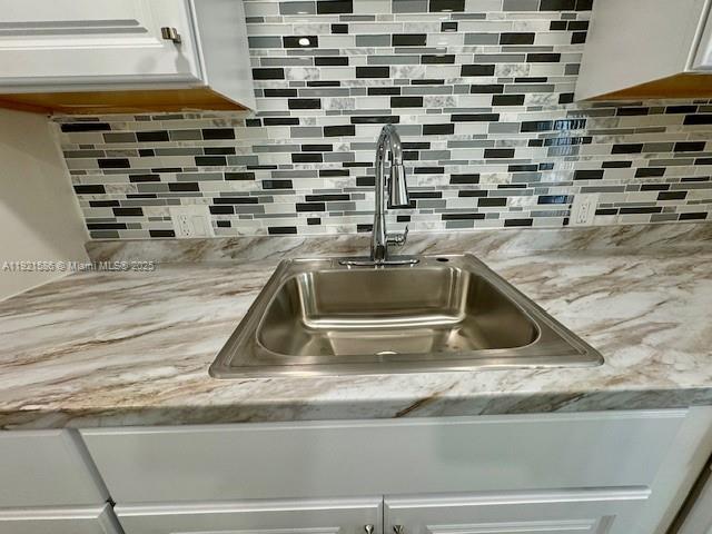 NEWPORT AT LAUDERHILL CON - Residential Lease