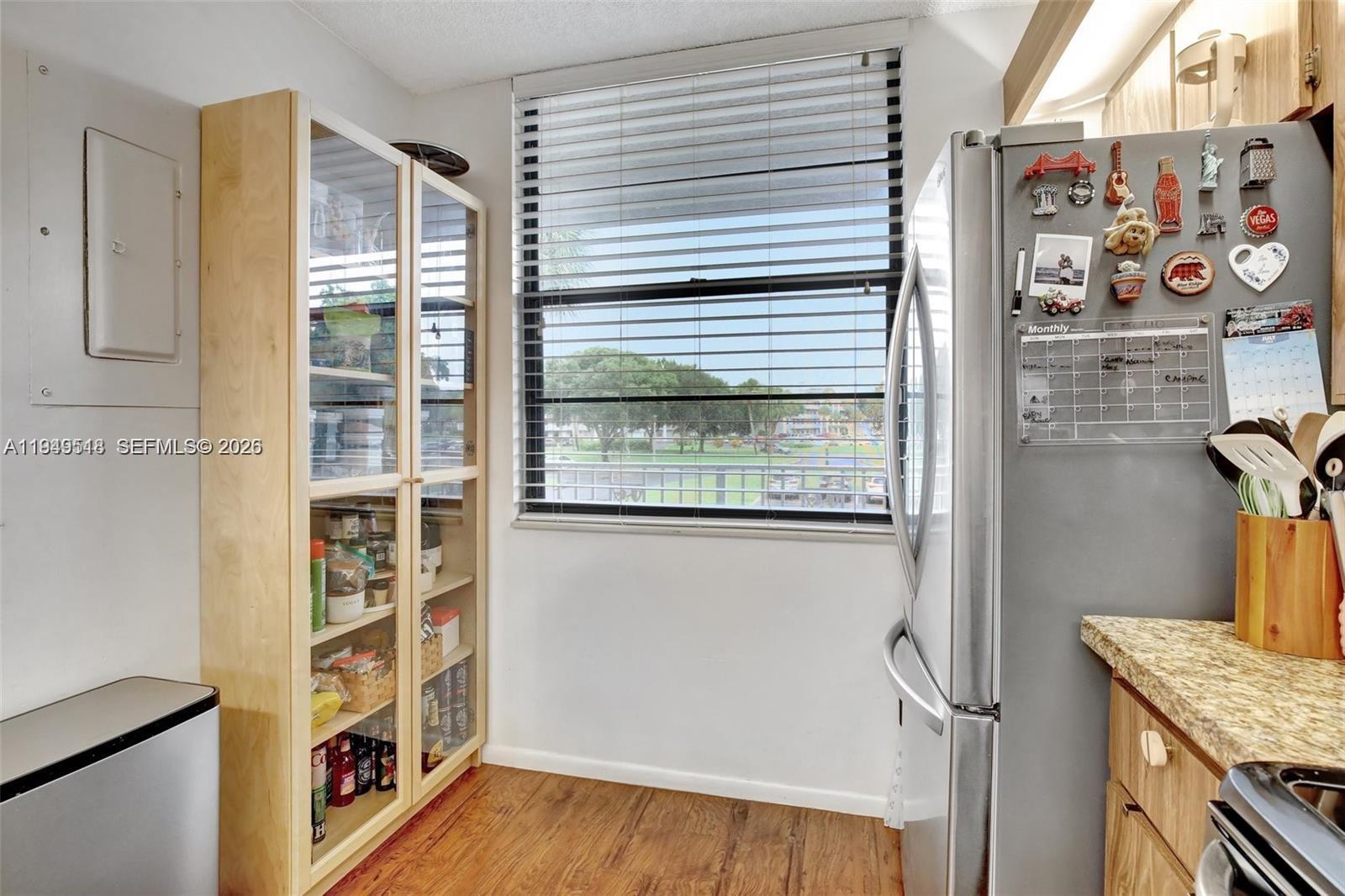 CONDO 16 OF WHITEHALL CON - Residential