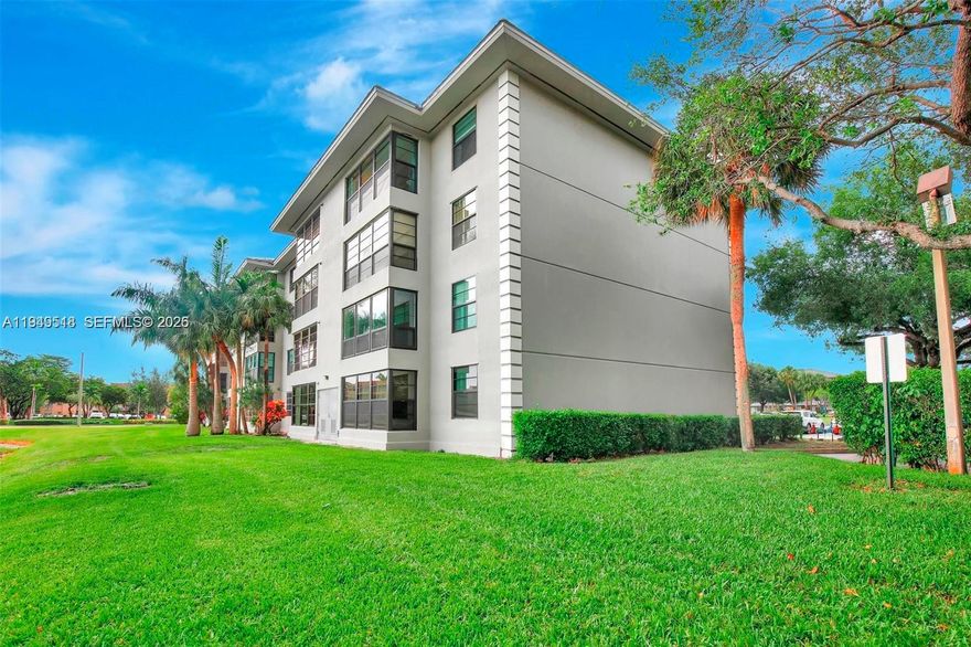 Beautiful 2BR/2BA condo in Whitehall at Pine Island Ridge, Davie. Bright second-floor unit with split floor plan, spacious living/dining, stainless steel appliances, full-size washer/dryer, and versatile flex room for office or storage. Enjoy peaceful golf course views and full access to Pine Island Ridge Country Club—golf, tennis, pool, gym, pickleball, dining, and more. Pet-friendly, all-ages community with lush landscaping, walking paths, and assigned parking. HOA includes water, cable, and insurance. Minutes to I-595, Turnpike, Nova, and top-rated schools.