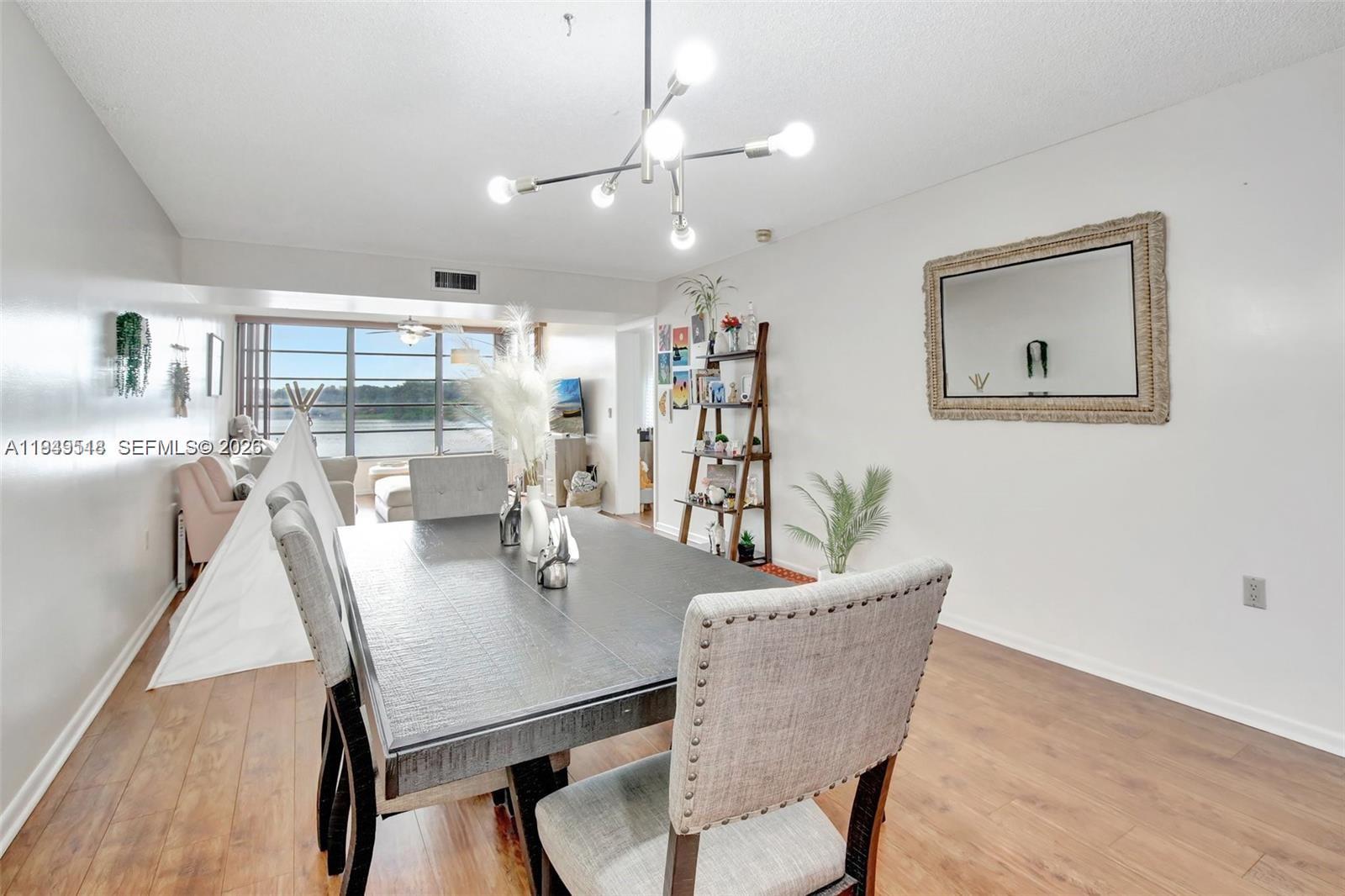 CONDO 16 OF WHITEHALL CON - Residential