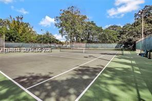 CONDO 16 OF WHITEHALL CON - Residential