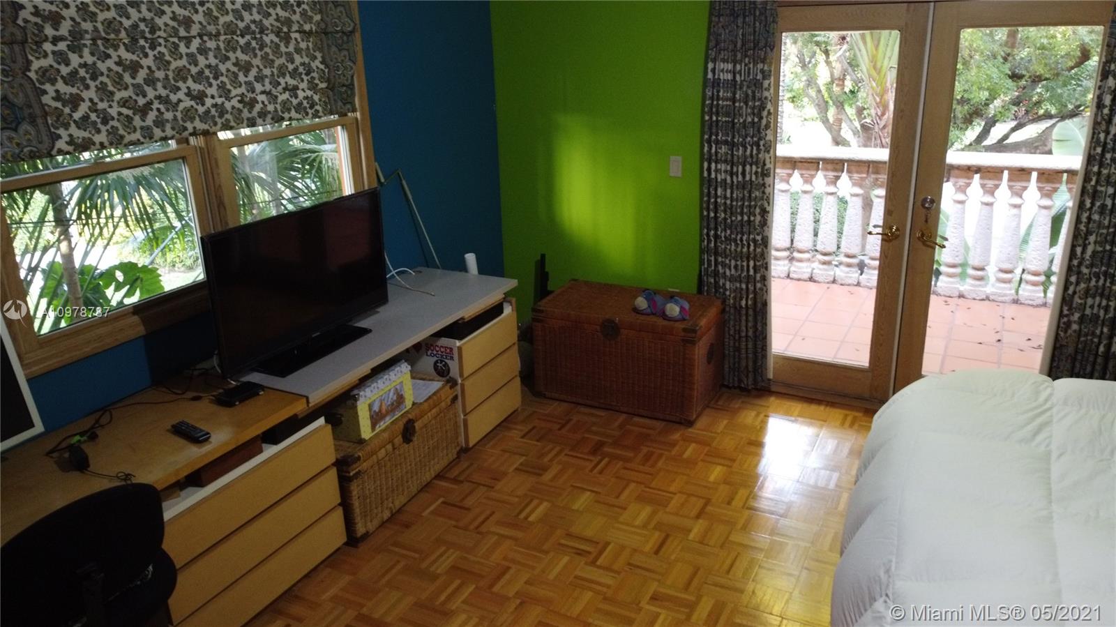 BISCAYNE KEY ESTATES - Residential