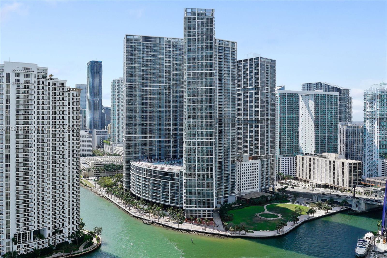 ICONBRICKELL CONDO NO 1 - Residential