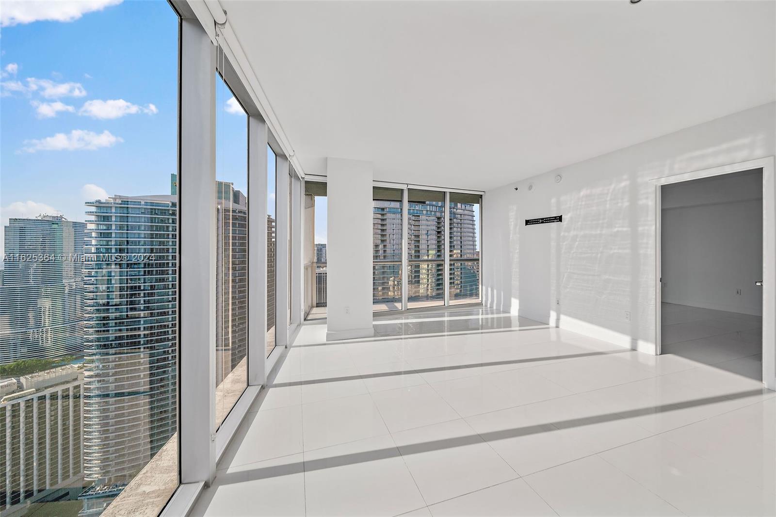 ICONBRICKELL CONDO NO 1 - Residential