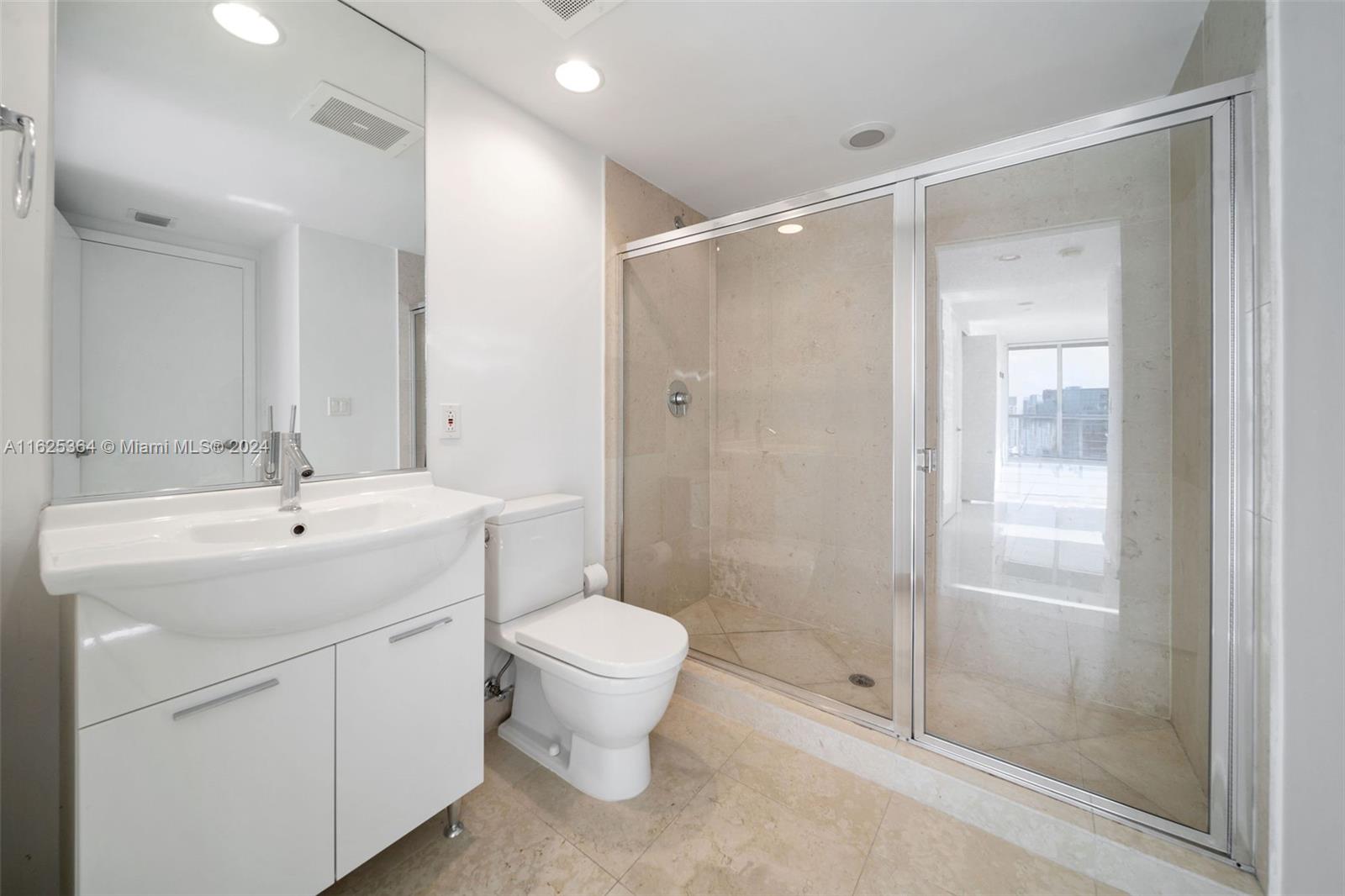 ICONBRICKELL CONDO NO 1 - Residential