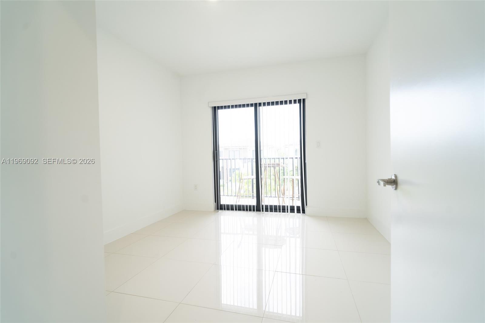 AURORA AT GRAND PALMS - Residential Lease