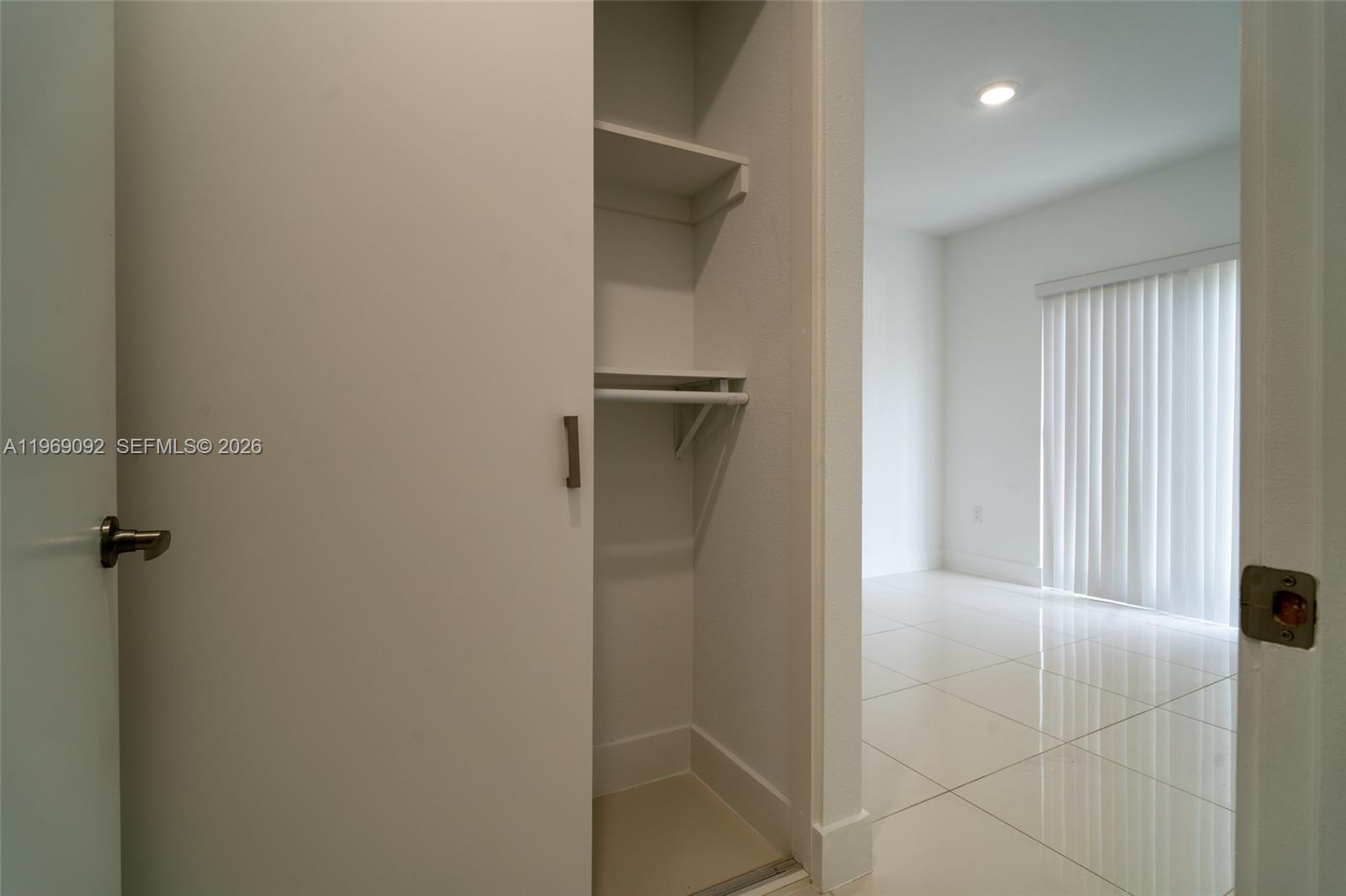 AURORA AT GRAND PALMS - Residential Lease