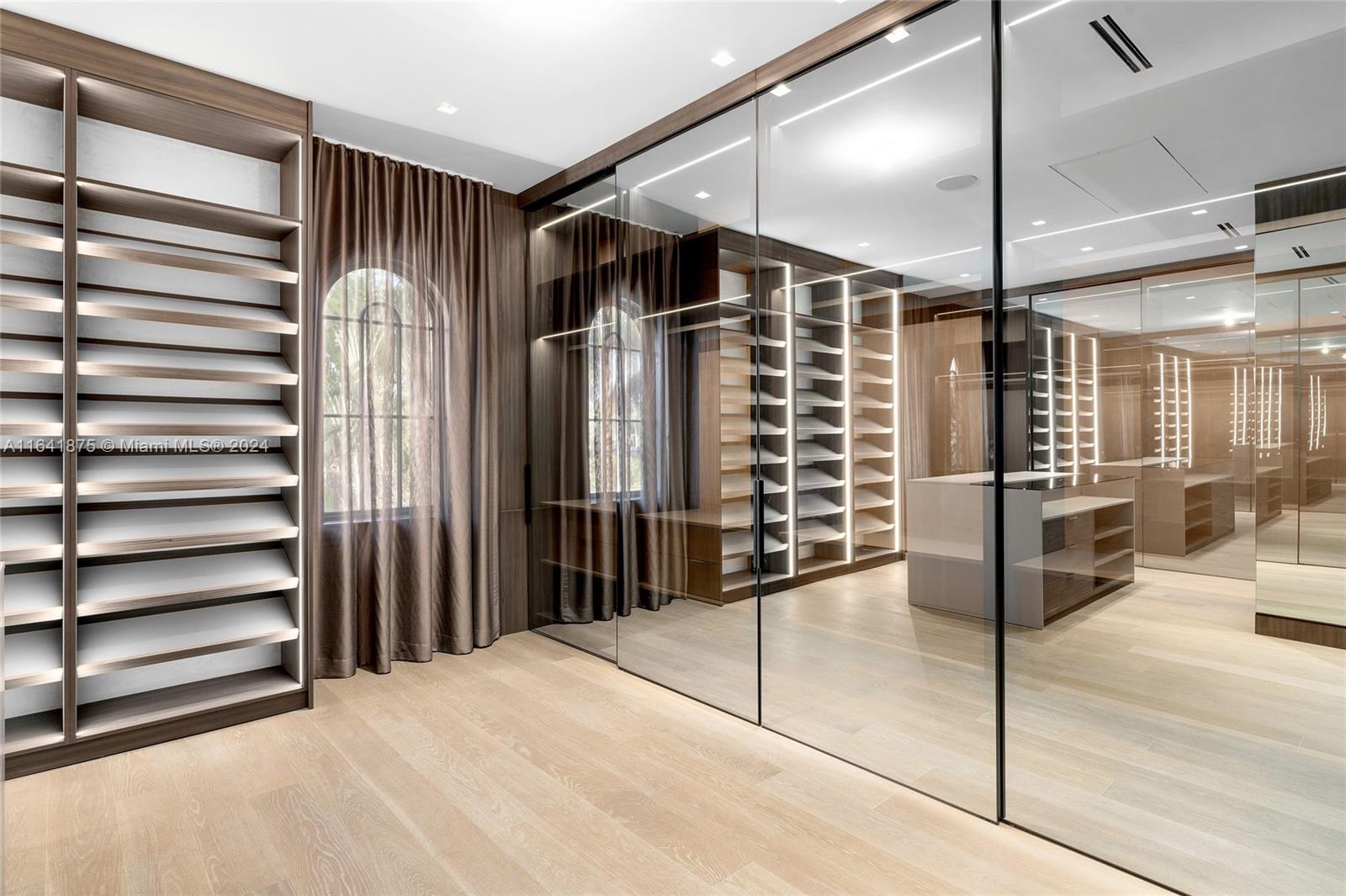 SUNSET LAKE SUB AMD PL - Residential