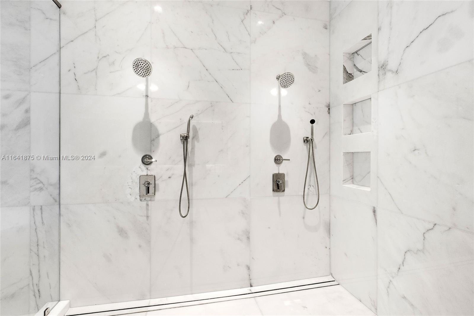 SUNSET LAKE SUB AMD PL - Residential