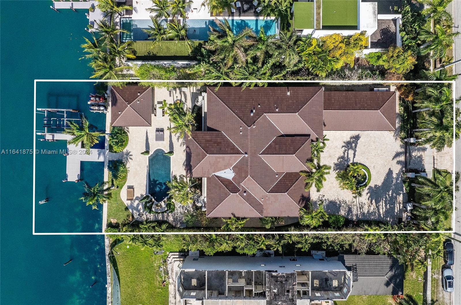 SUNSET LAKE SUB AMD PL - Residential