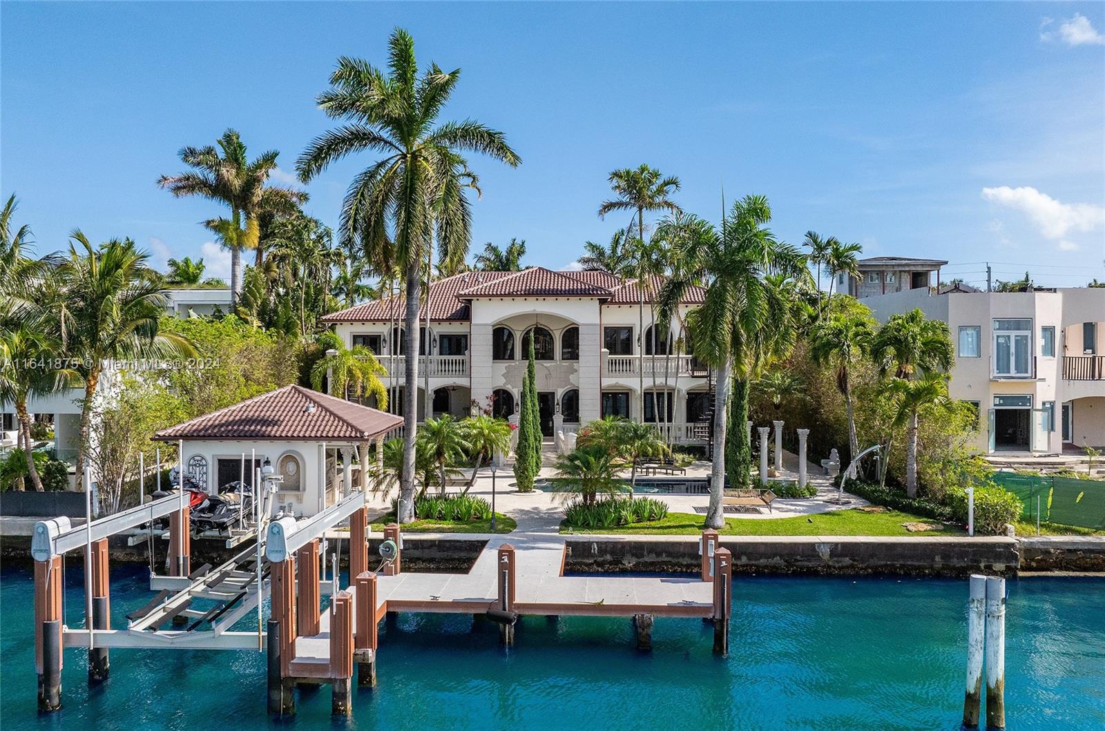 SUNSET LAKE SUB AMD PL - Residential