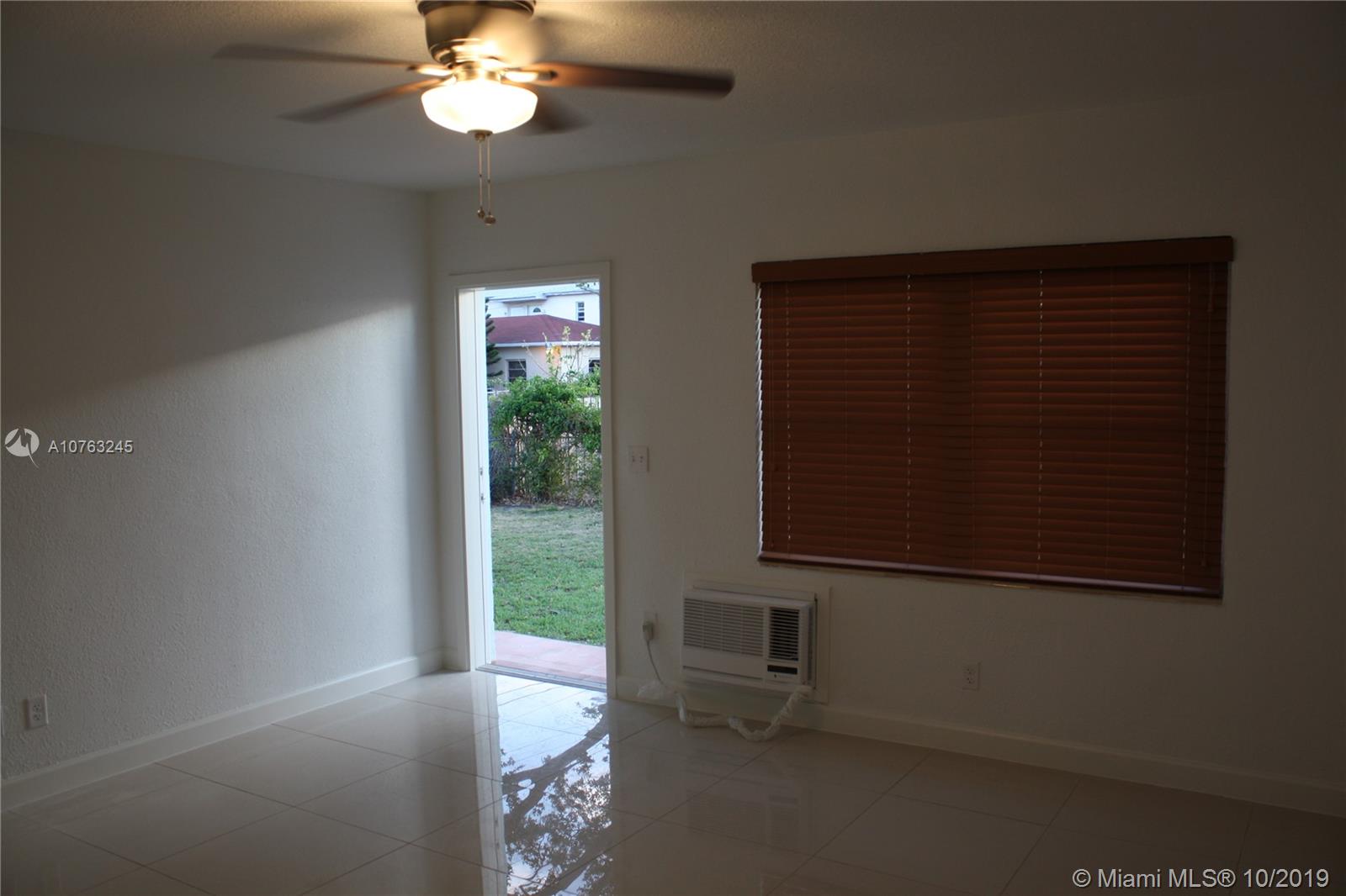 SILVER BLUFF EST SEC C - Residential Lease