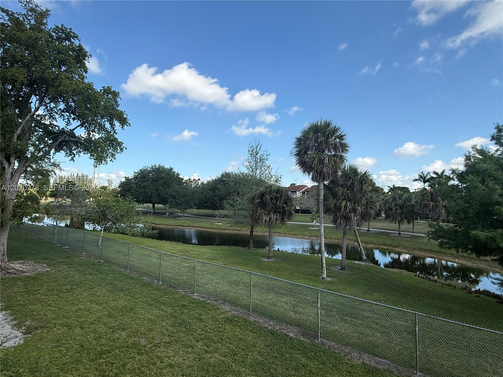 VILLA BELLINI CONDO - Residential