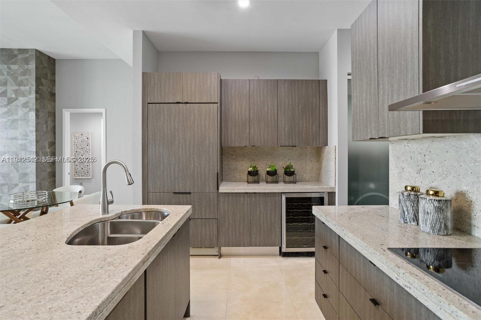 ASIA CONDO - Residential