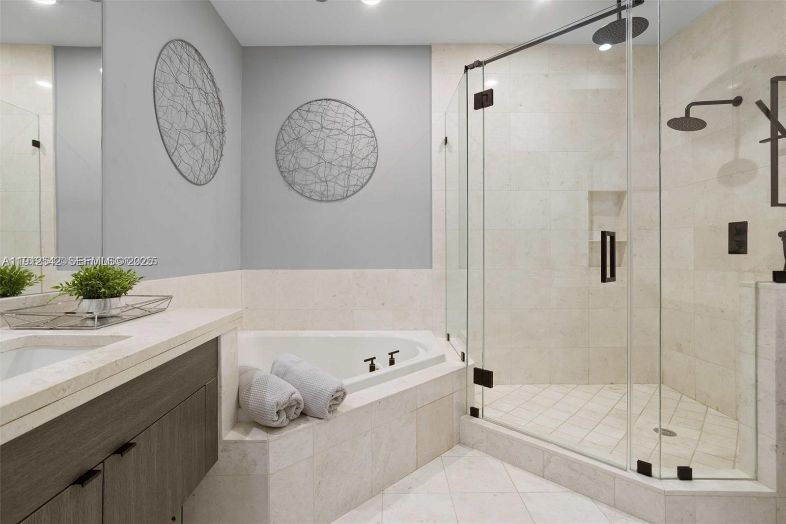 ASIA CONDO - Residential