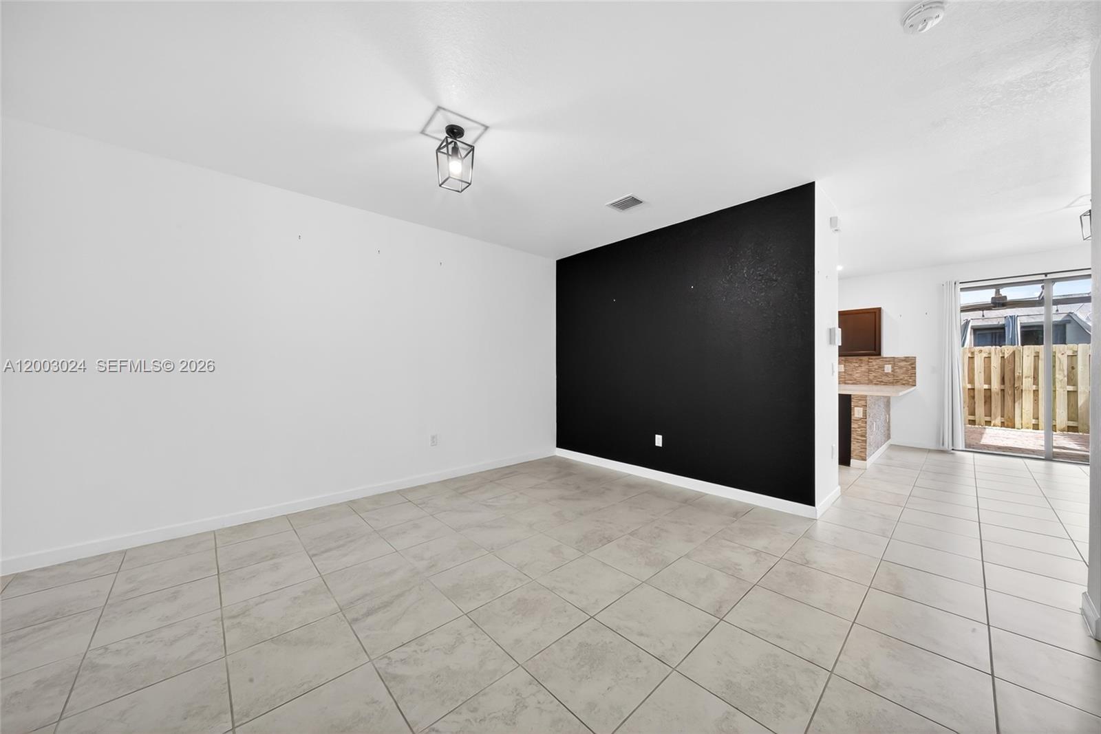 COCO PALM ESTATES - Residential