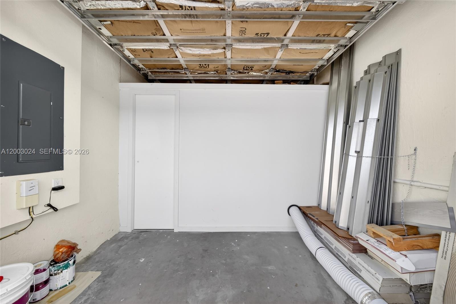 COCO PALM ESTATES - Residential