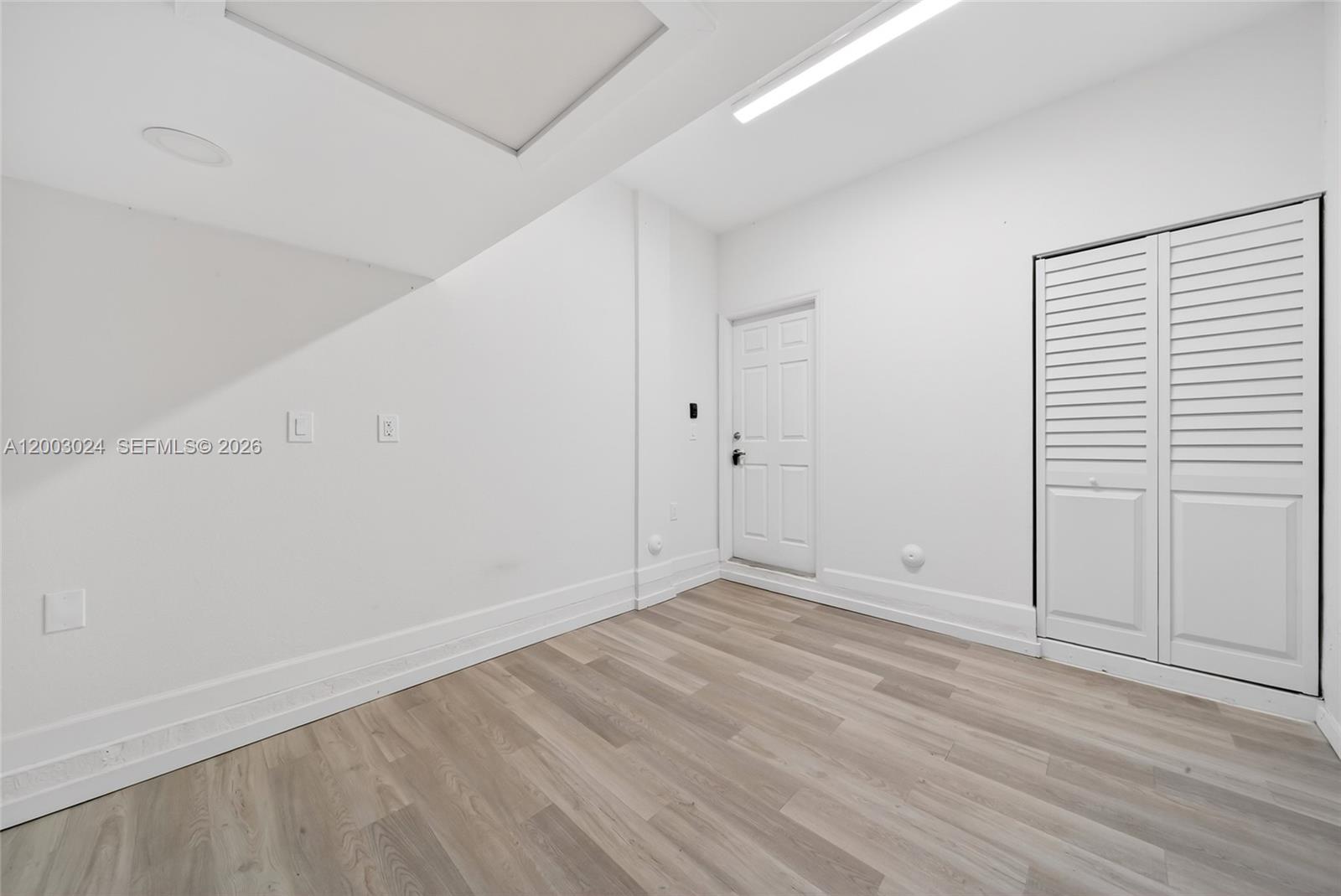 COCO PALM ESTATES - Residential