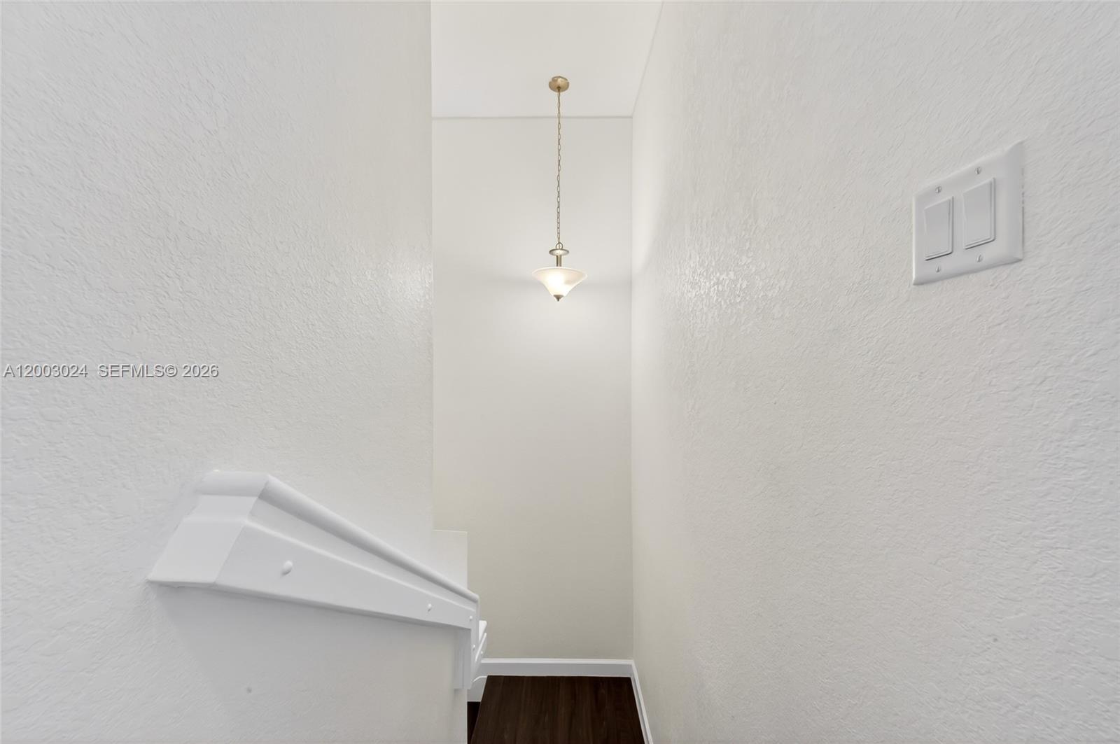 COCO PALM ESTATES - Residential