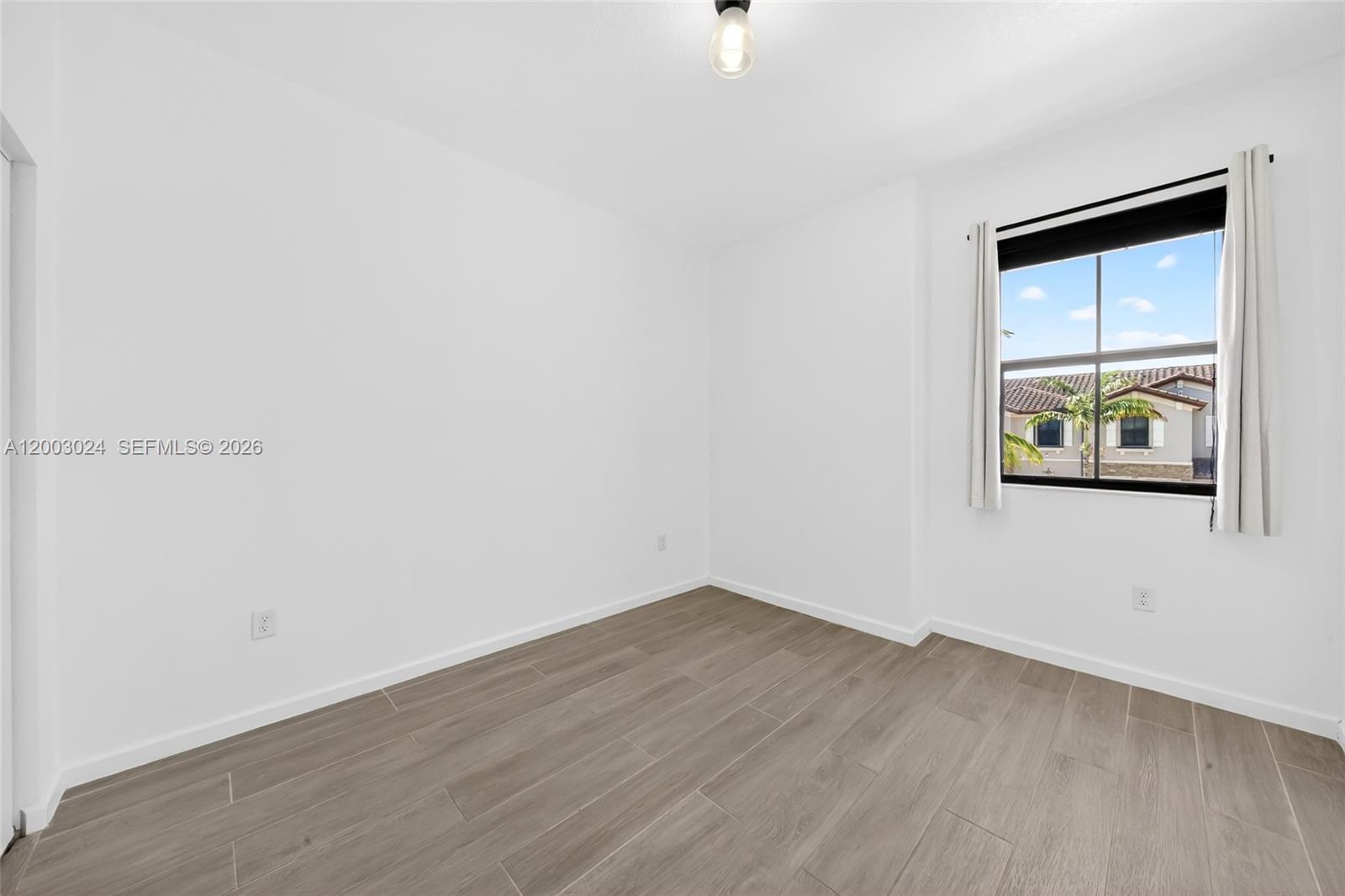 COCO PALM ESTATES - Residential