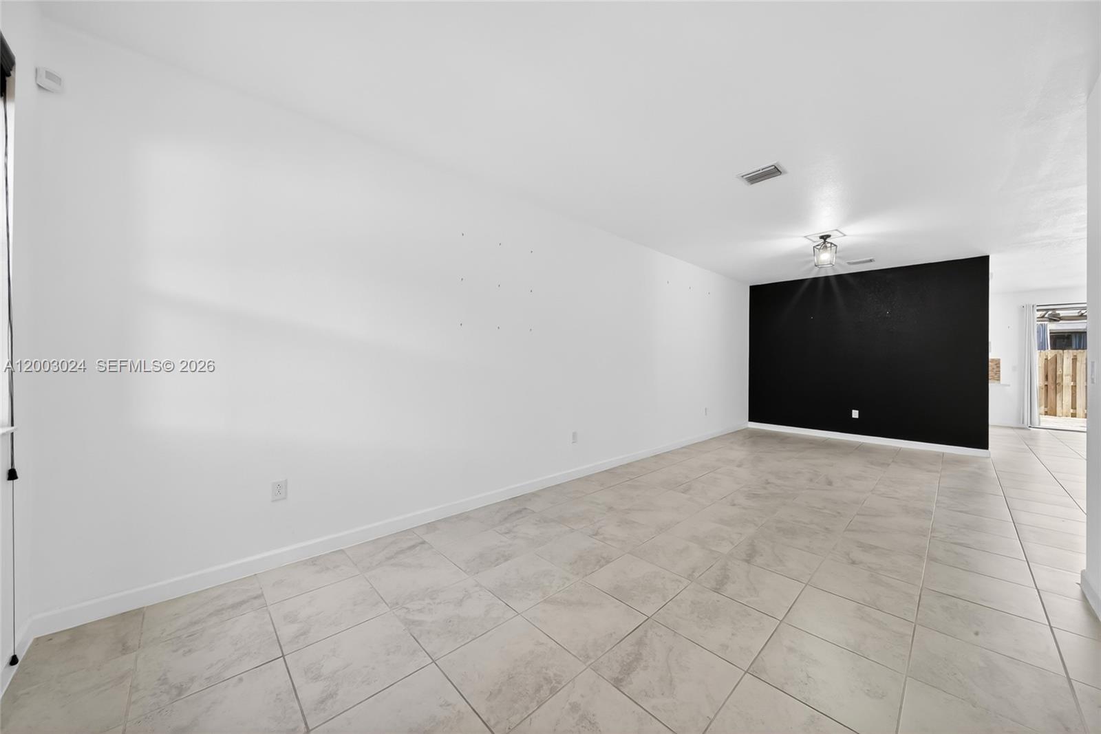 COCO PALM ESTATES - Residential