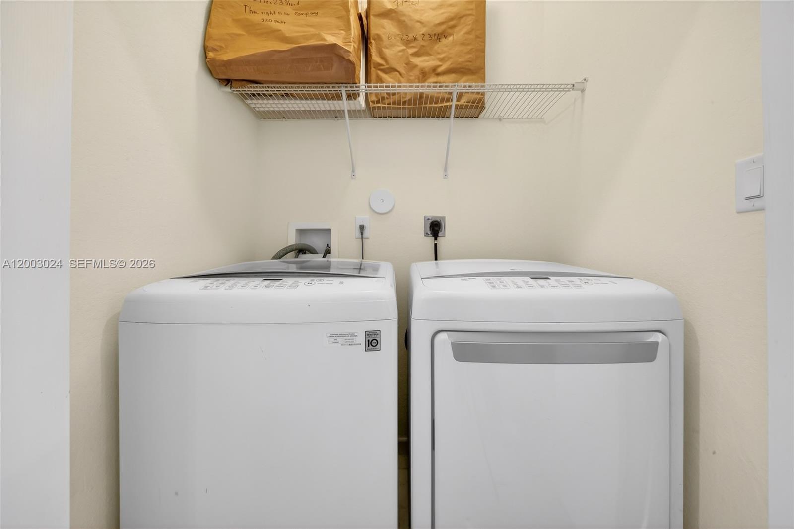 COCO PALM ESTATES - Residential