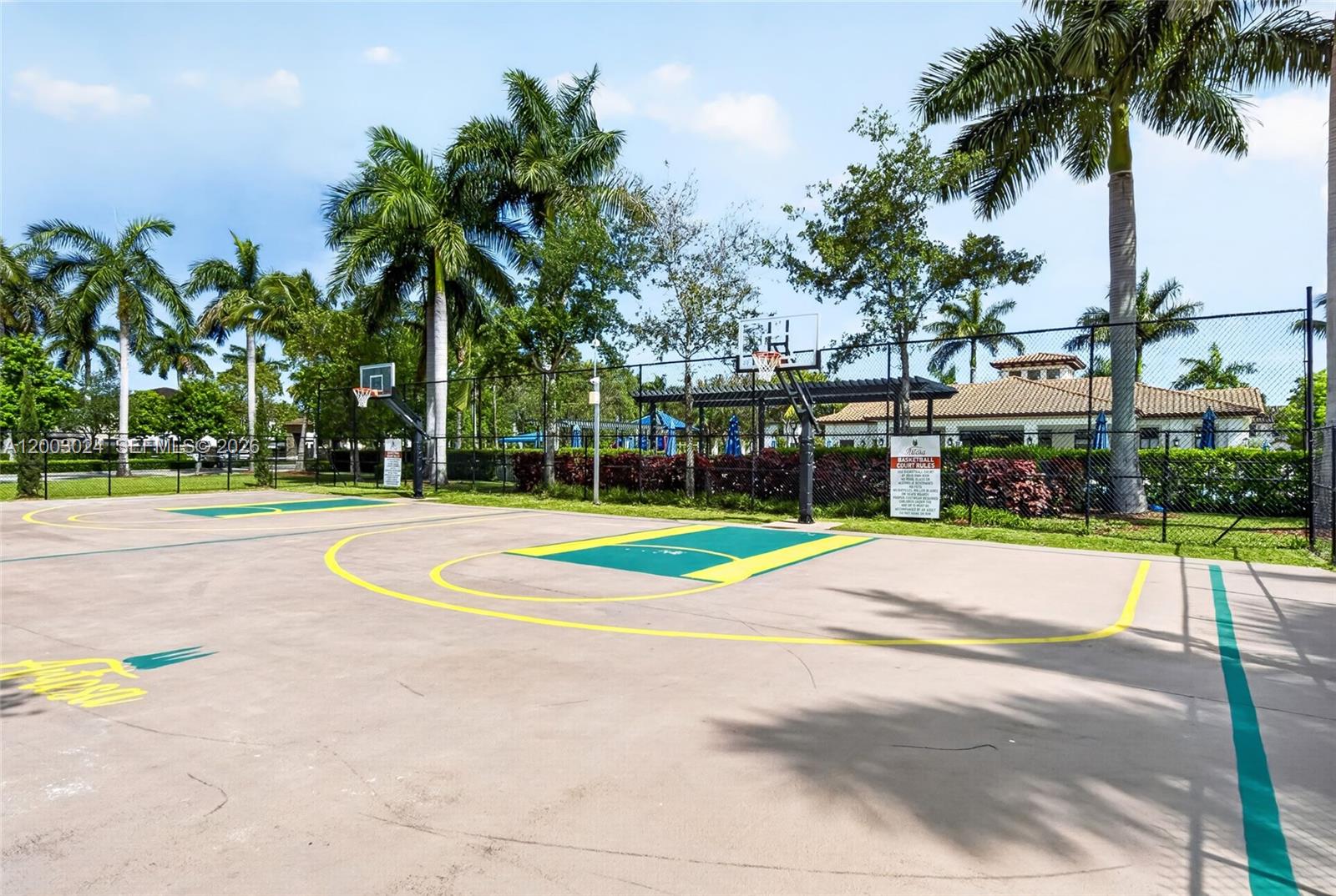 COCO PALM ESTATES - Residential