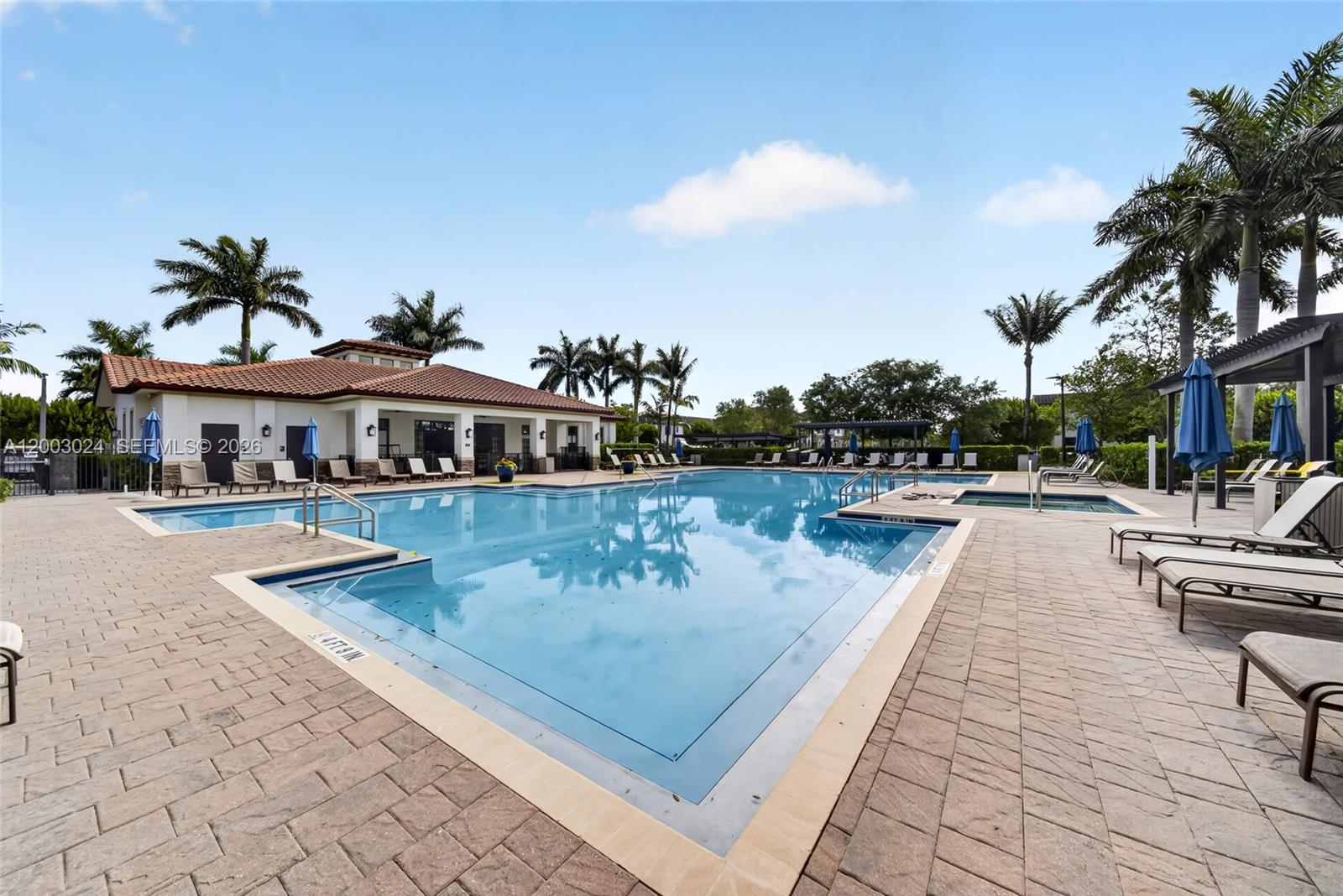 COCO PALM ESTATES - Residential