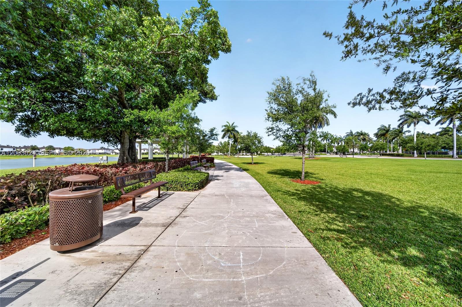 COCO PALM ESTATES - Residential