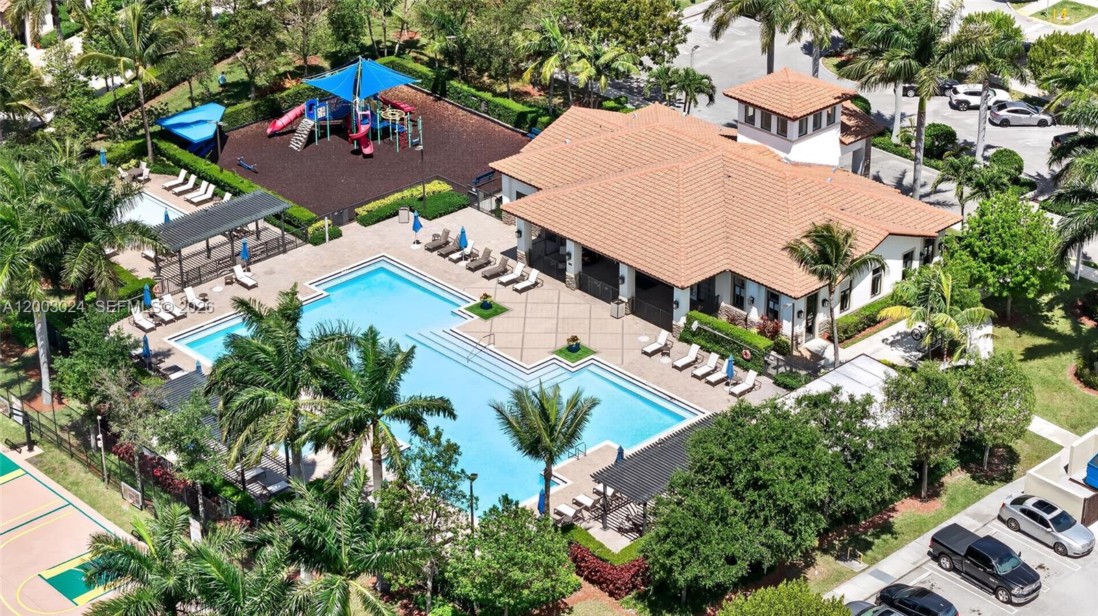 COCO PALM ESTATES - Residential