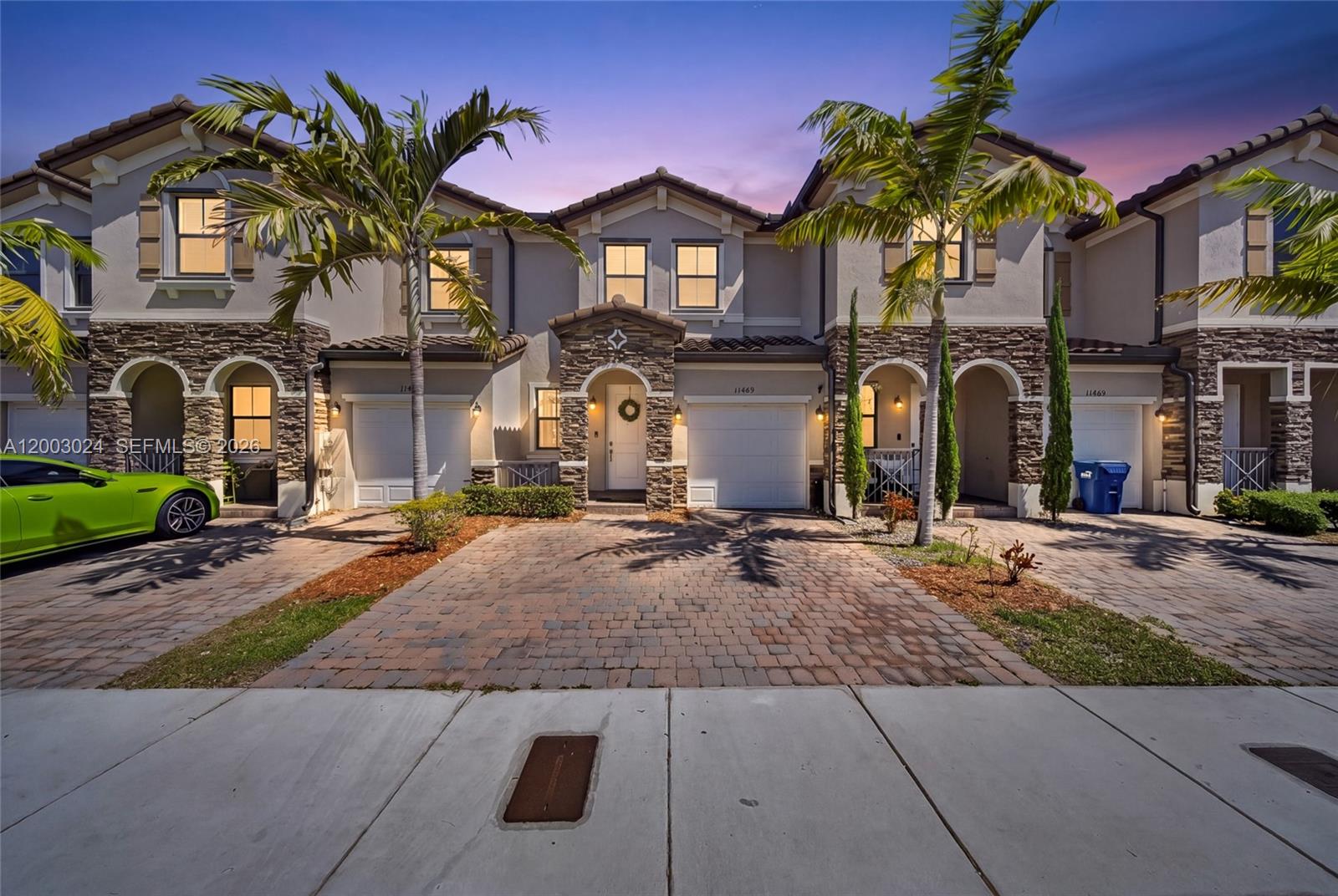 COCO PALM ESTATES - Residential