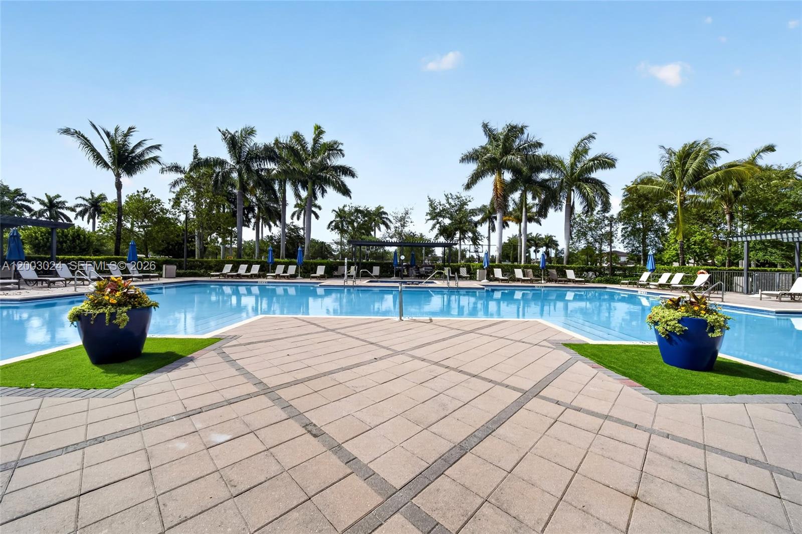 COCO PALM ESTATES - Residential