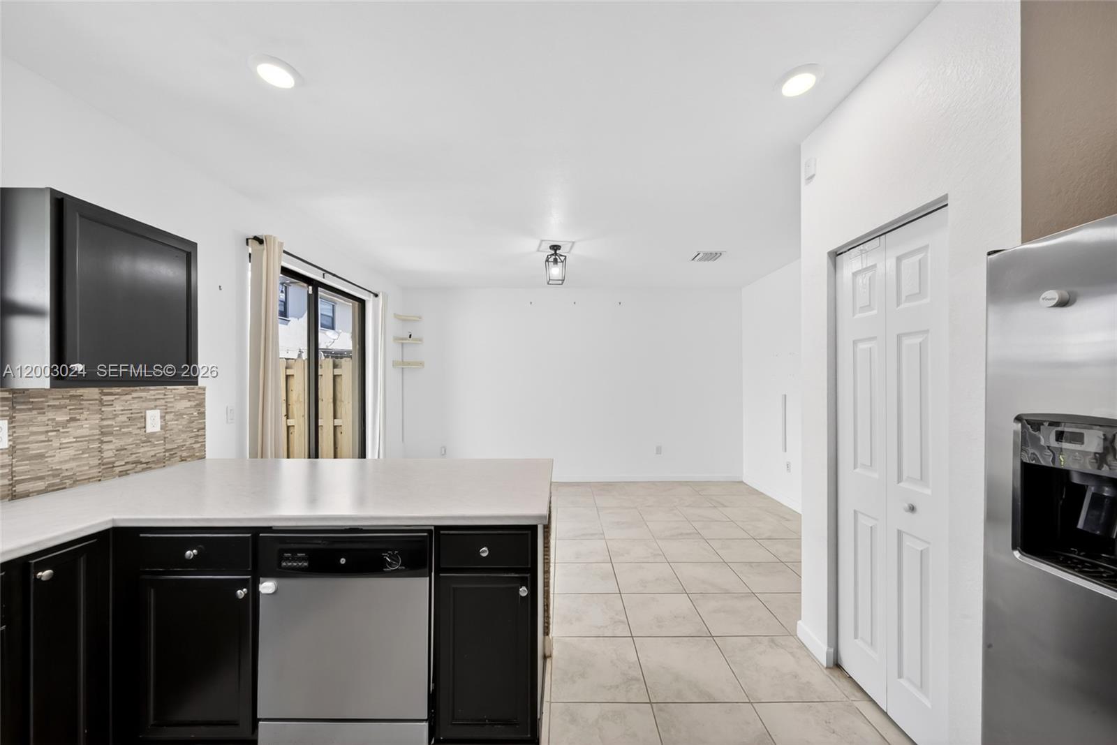 COCO PALM ESTATES - Residential