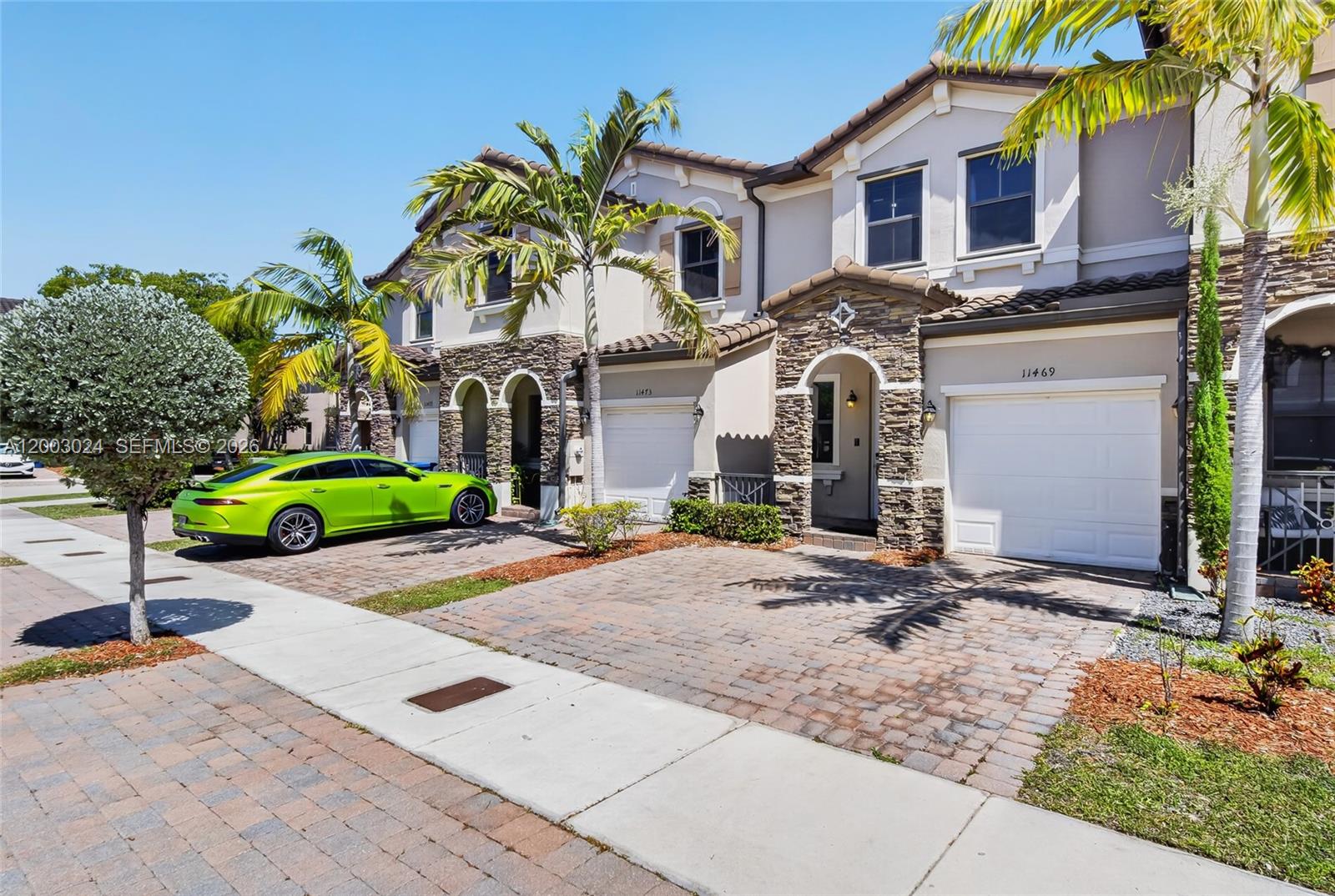 COCO PALM ESTATES - Residential