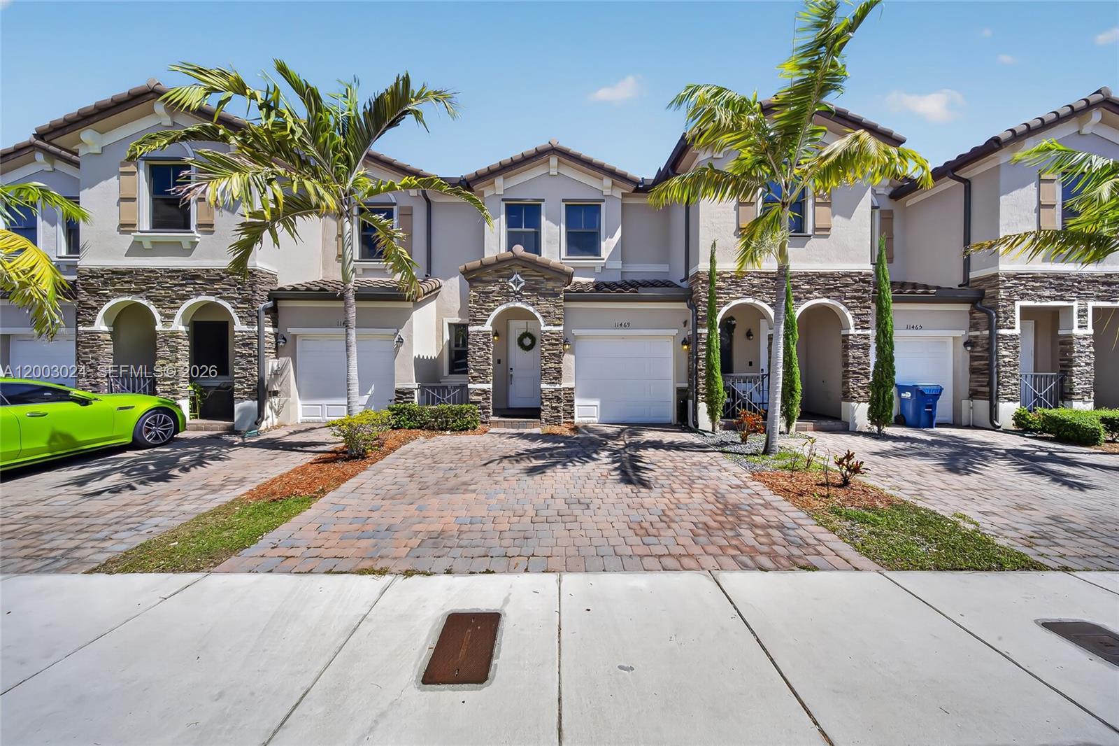 COCO PALM ESTATES - Residential