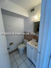 ROYAL OAKS TOWNHOUSE 6 CO - Residential Lease
