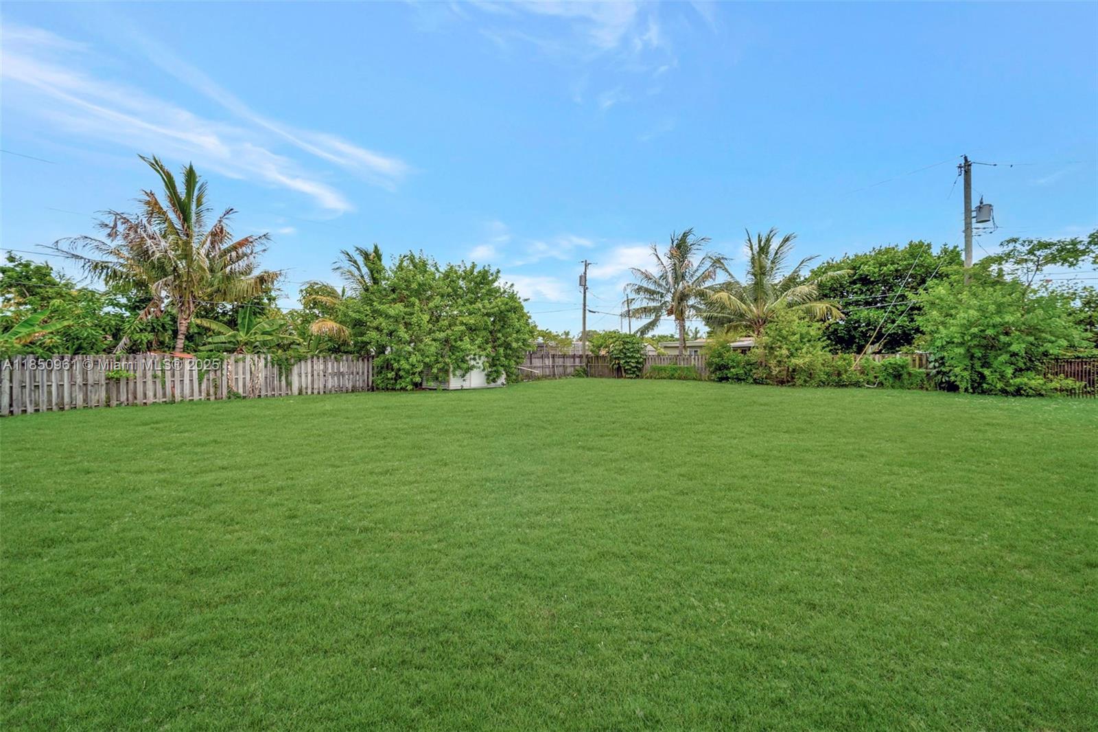 100 NW 208th St