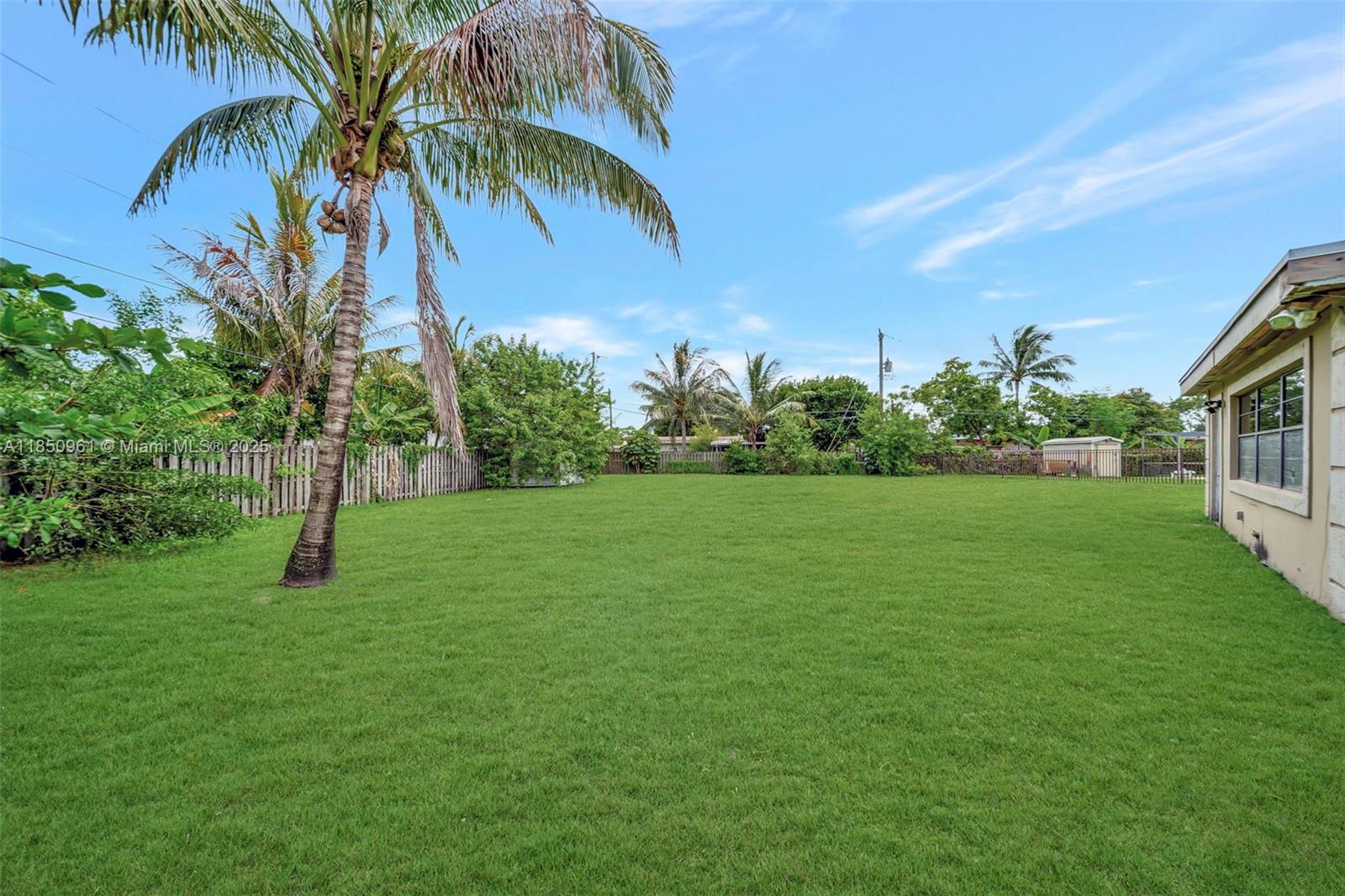 100 NW 208th St