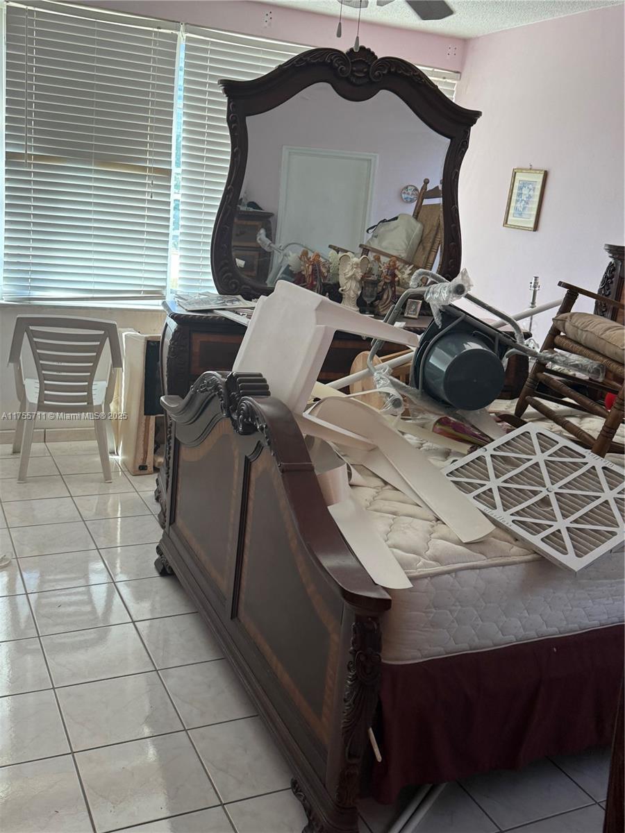 SIXTH MOORINGS CONDO - Residential