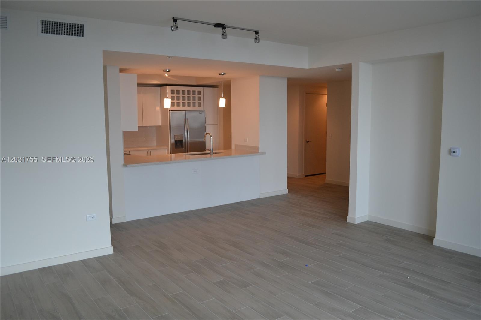 999 SW 1st Ave 2517