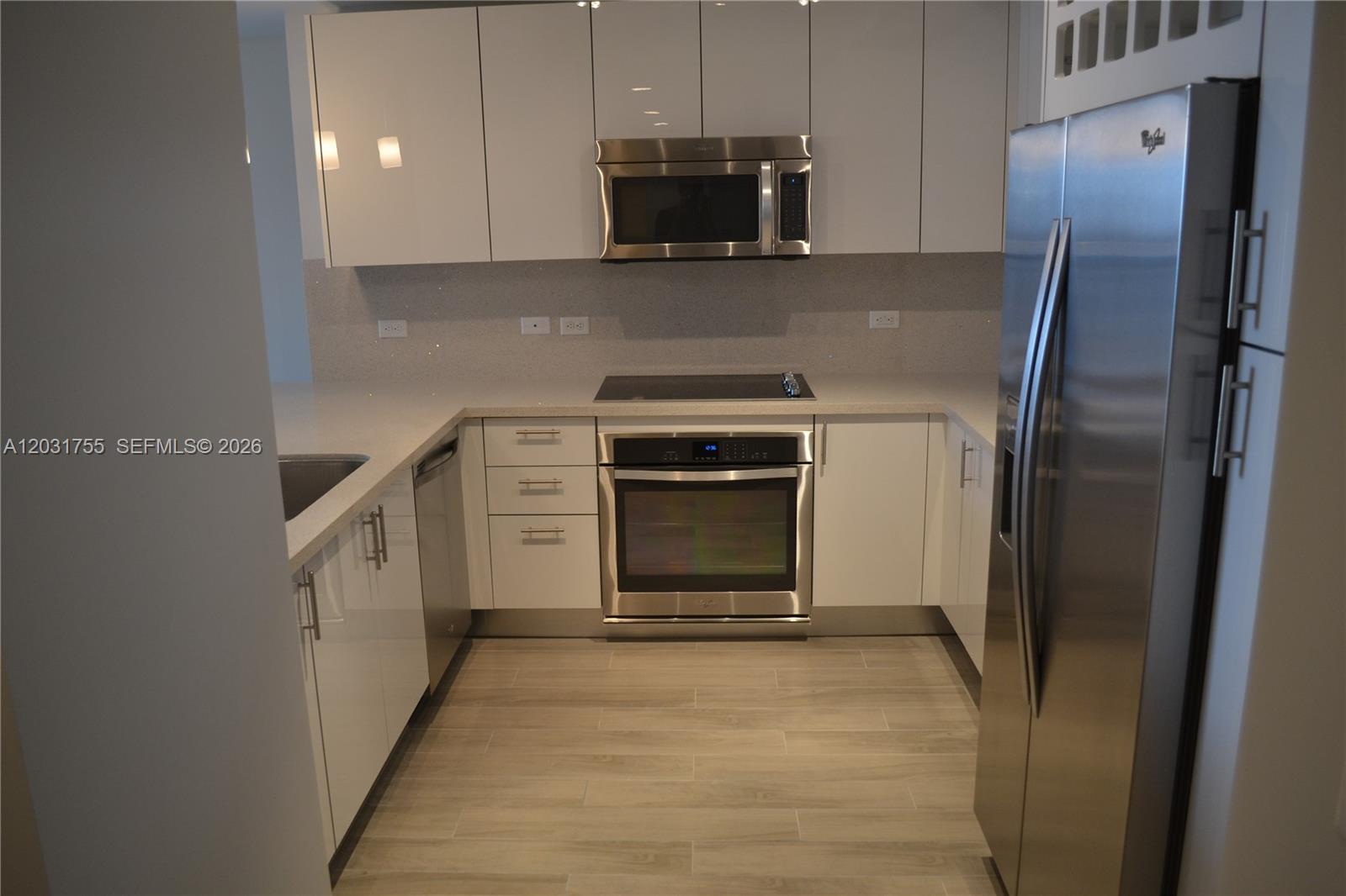 999 SW 1st Ave 2517