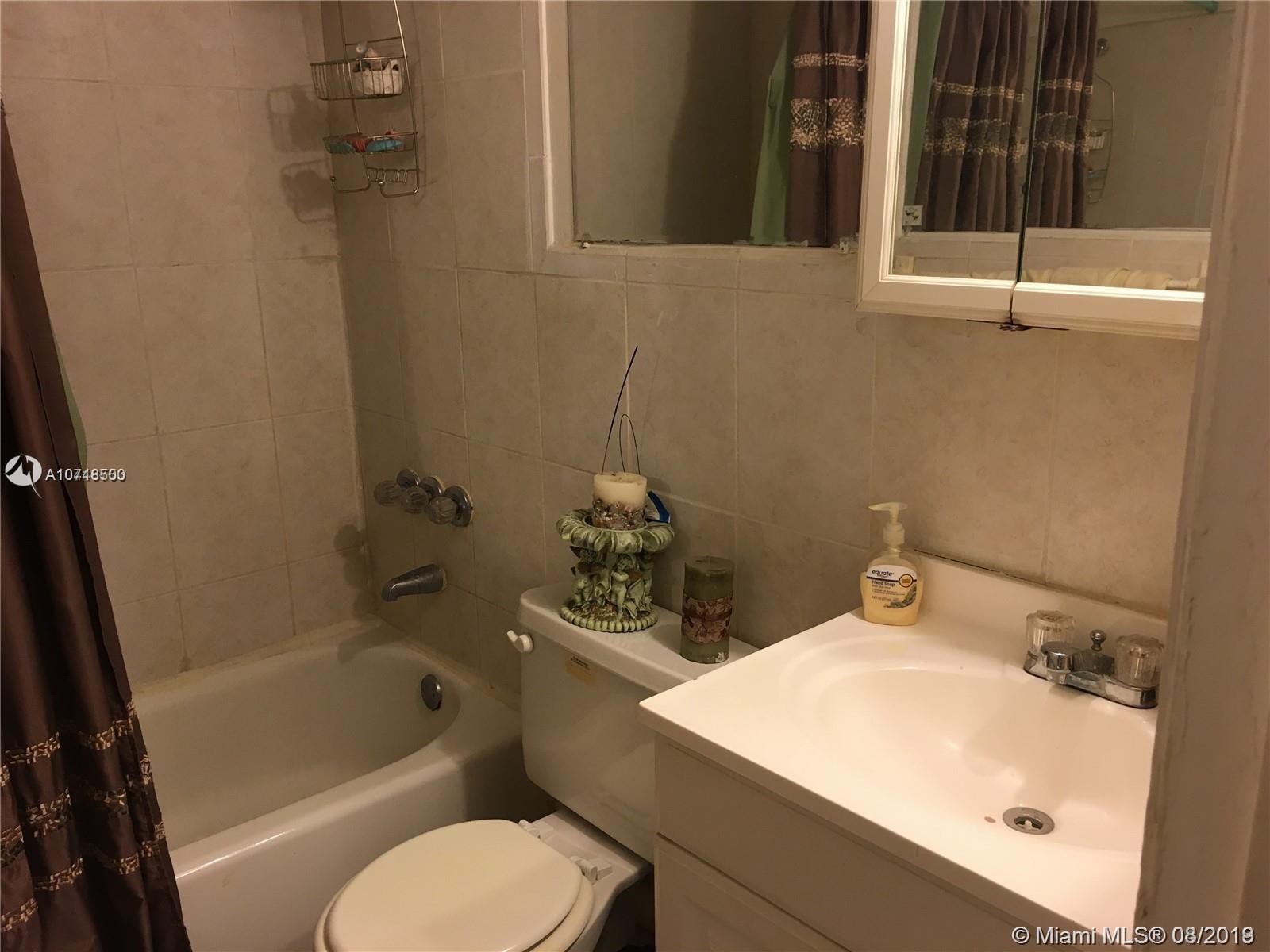 PALM-EAST GARDENS CONDO - Residential