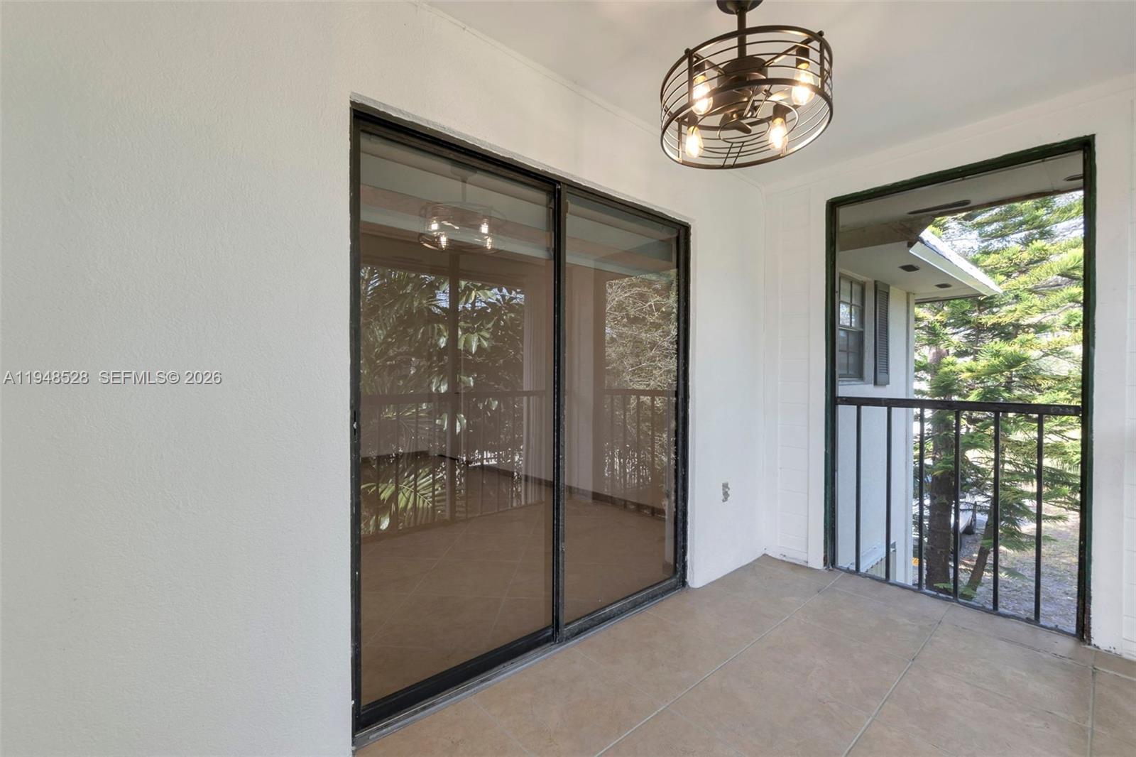 CARMEL CALIFORNIA CLUB CO - Residential