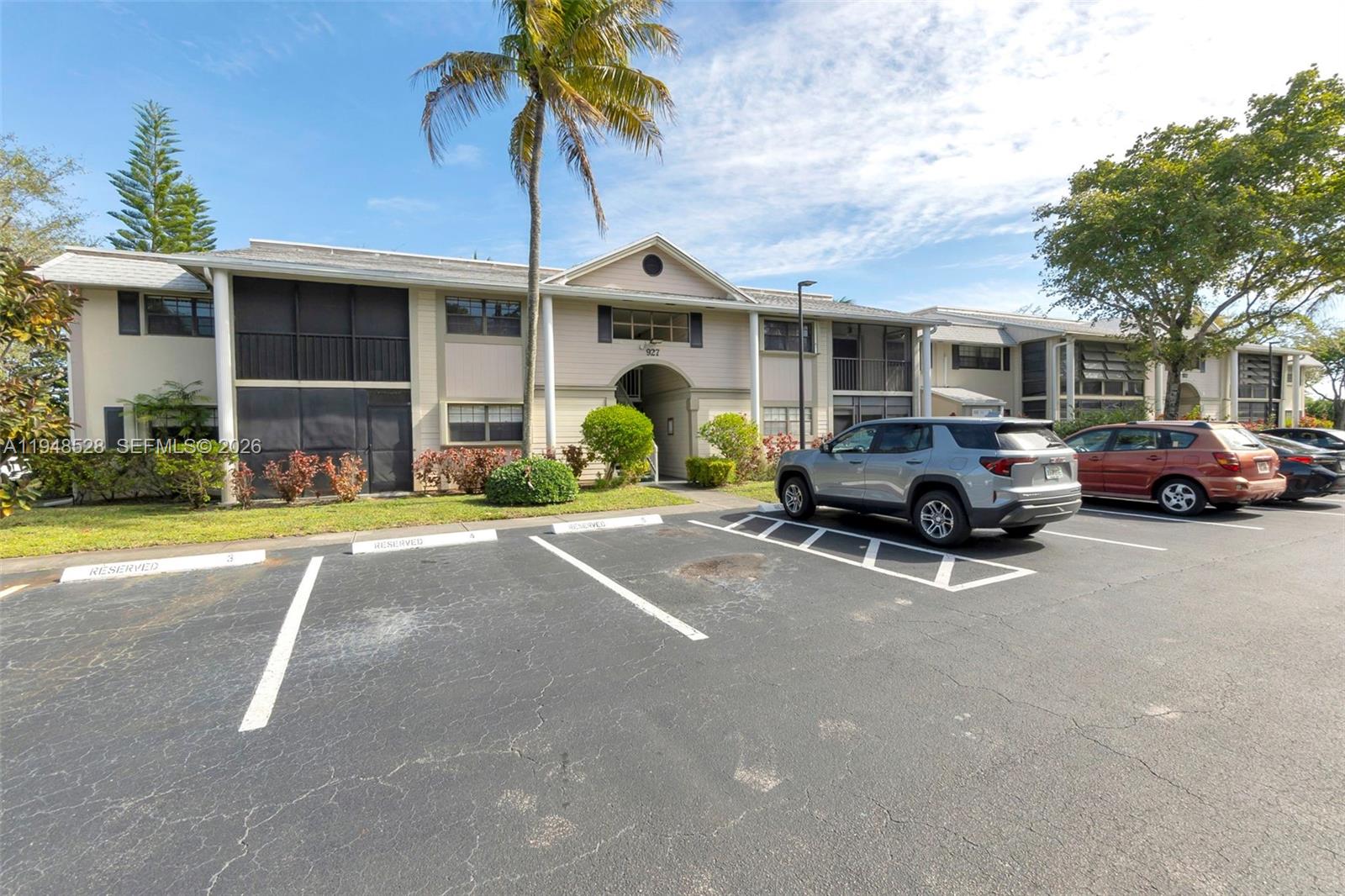 CARMEL CALIFORNIA CLUB CO - Residential