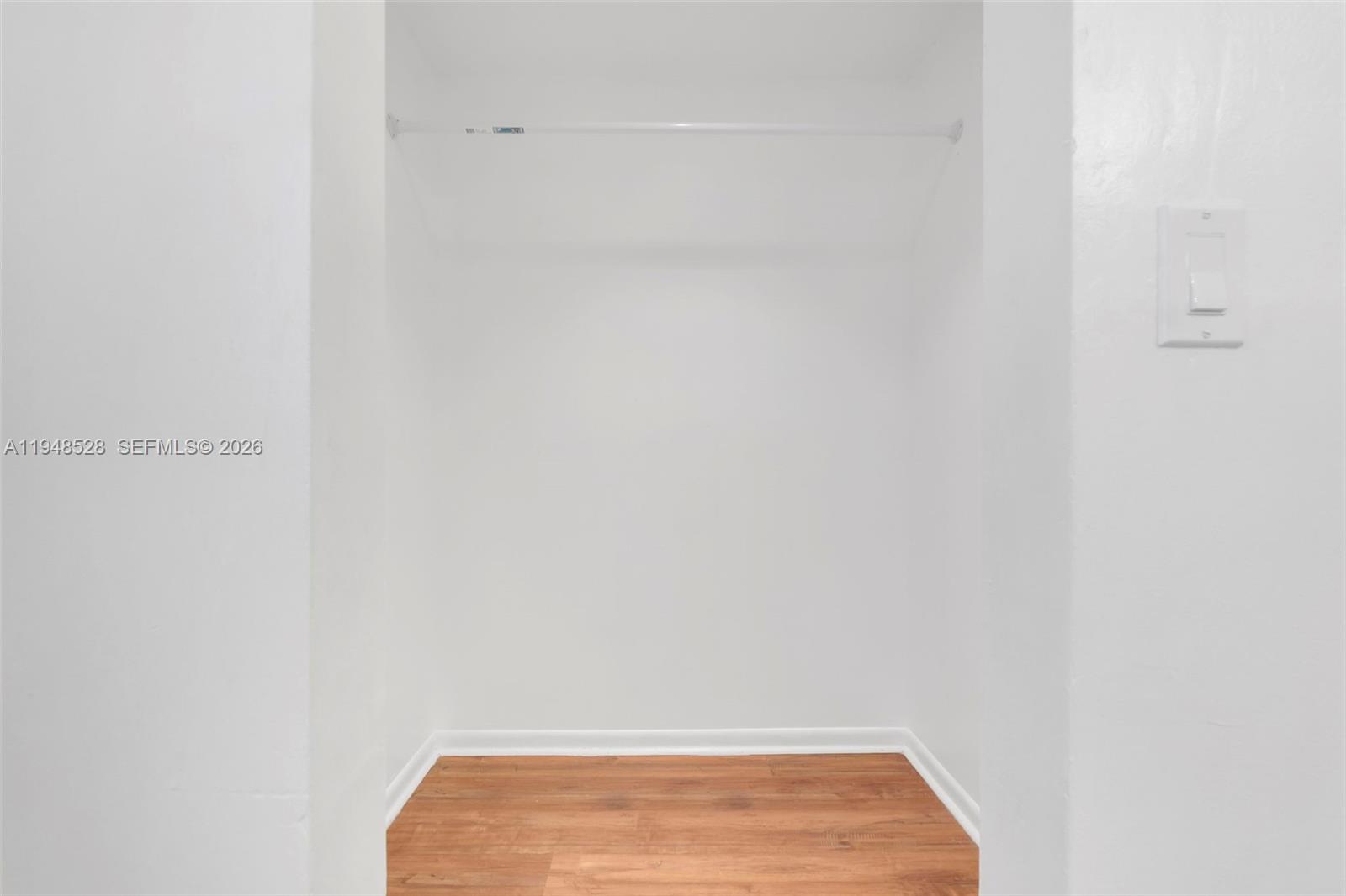 CARMEL CALIFORNIA CLUB CO - Residential