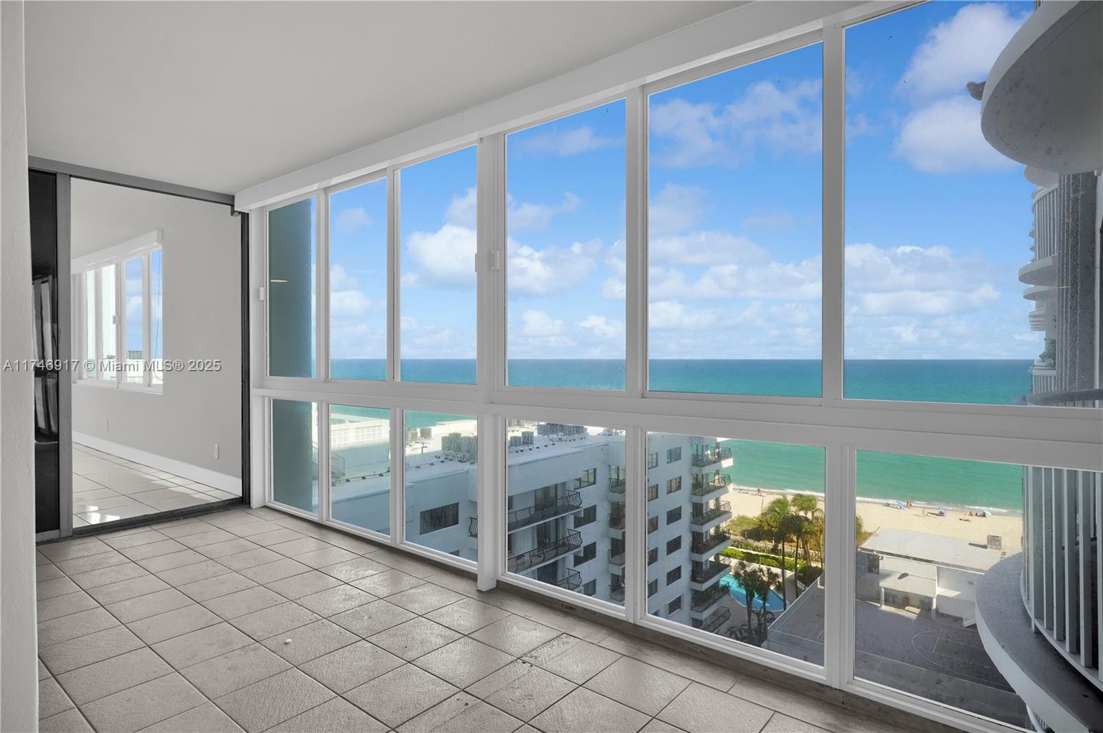 THE CARRIAGE HOUSE CONDO - Residential Lease