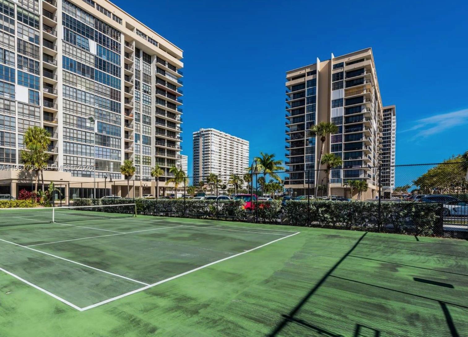 AVANT GARDE CONDO - Residential Lease