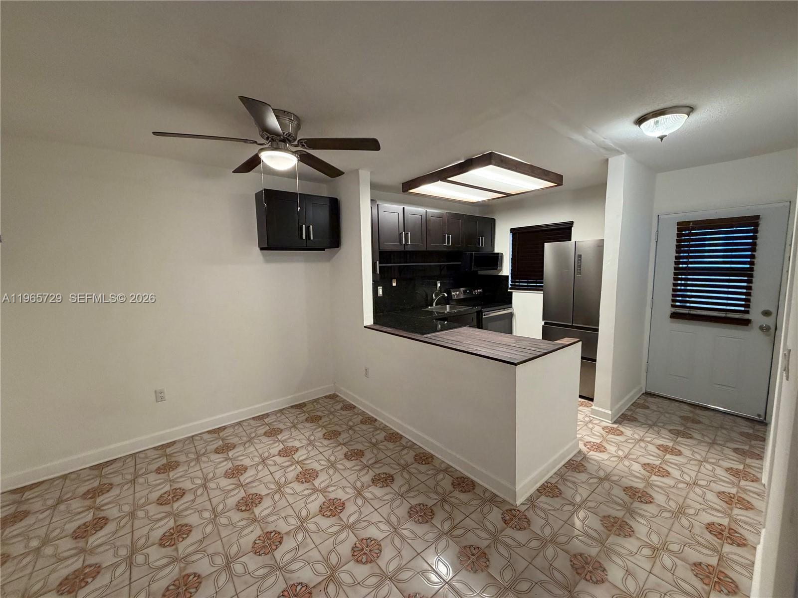 1245 Pennsylvania Ave 9