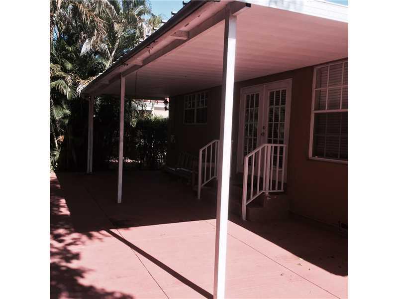 39-40 54 41 EAST SHENANDO - Residential