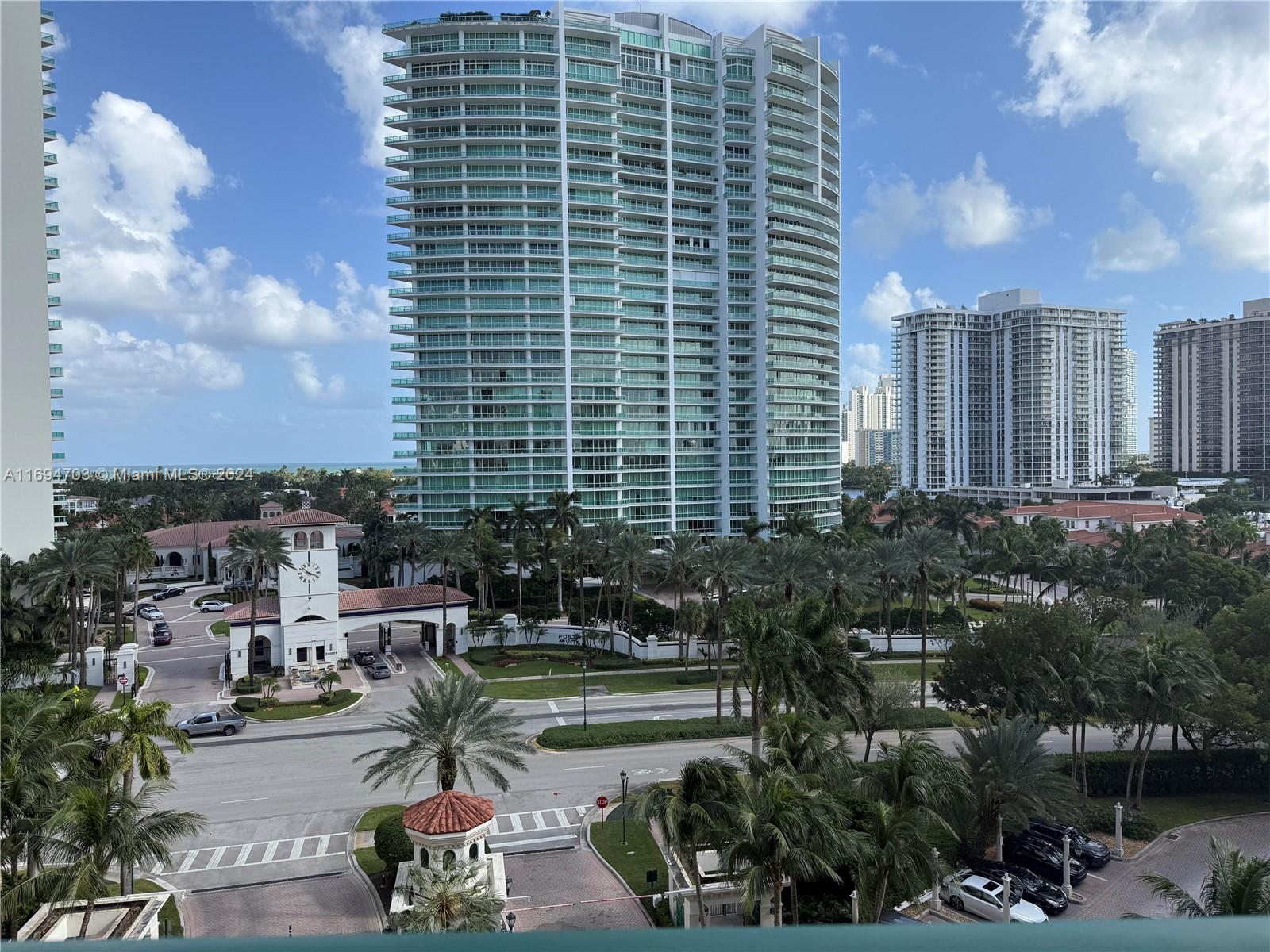 TURNBERRY VLG NO TOWER CO - Residential